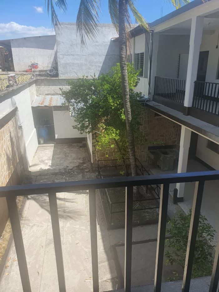 Casa en Renta de Uso Comercial en Centro de Zacapa - foto 4