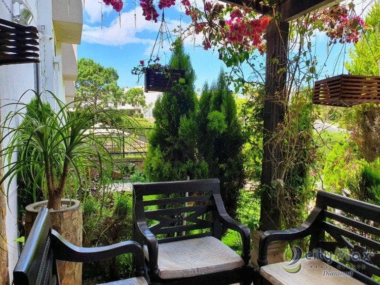 SE RENTA MODERNA CASA amueblada en Santuaria Muxbal  - foto 2