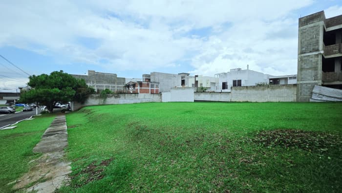Terreno en Venta en Hacienda Real Zona 16  - foto 3