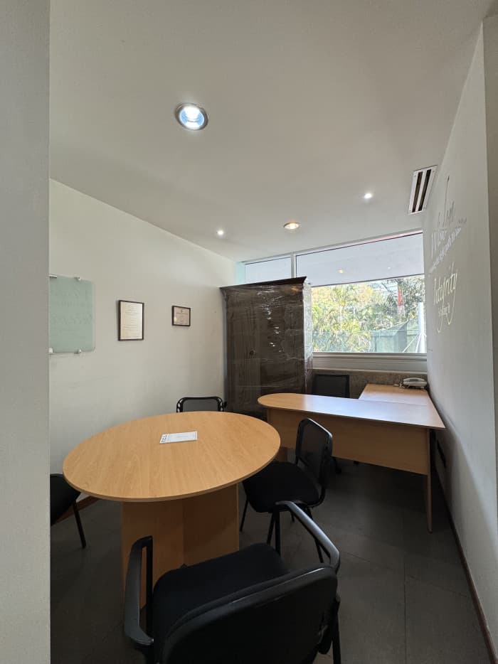 Oficina en venta Zona 15 Edificio Avante - foto 4
