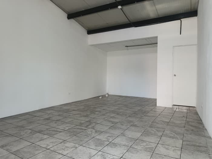 Local Comercial en Renta en Zona 10 - foto 3