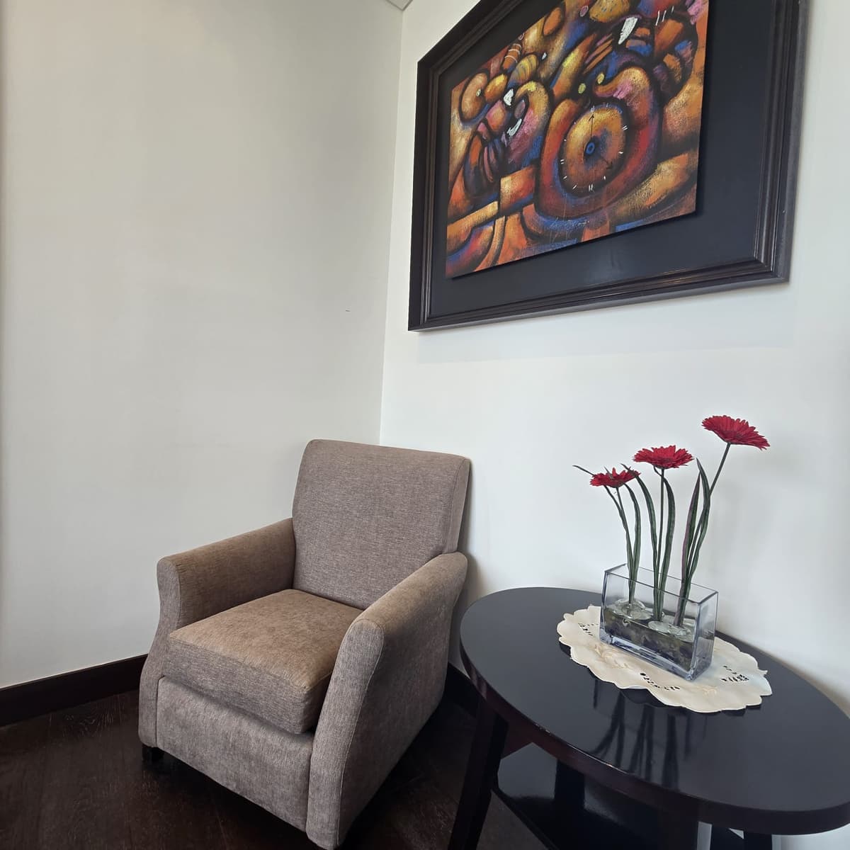Apartamento Amueblado en Venta y Renta en Zona 14. - foto 2