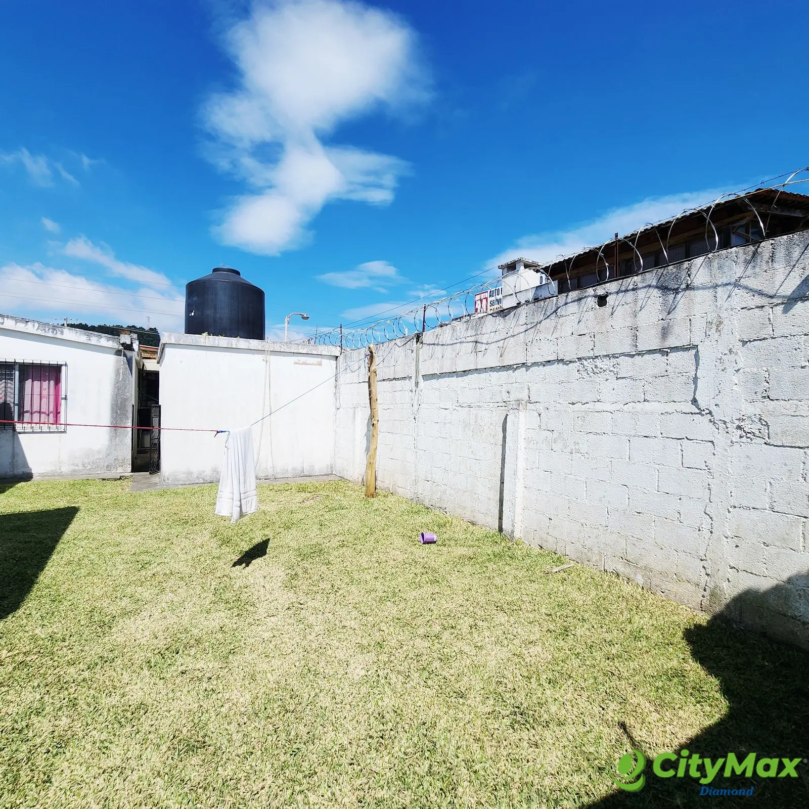 Propiedad con 2 Casas Venta Carretera a San Jose Pinula - foto 1