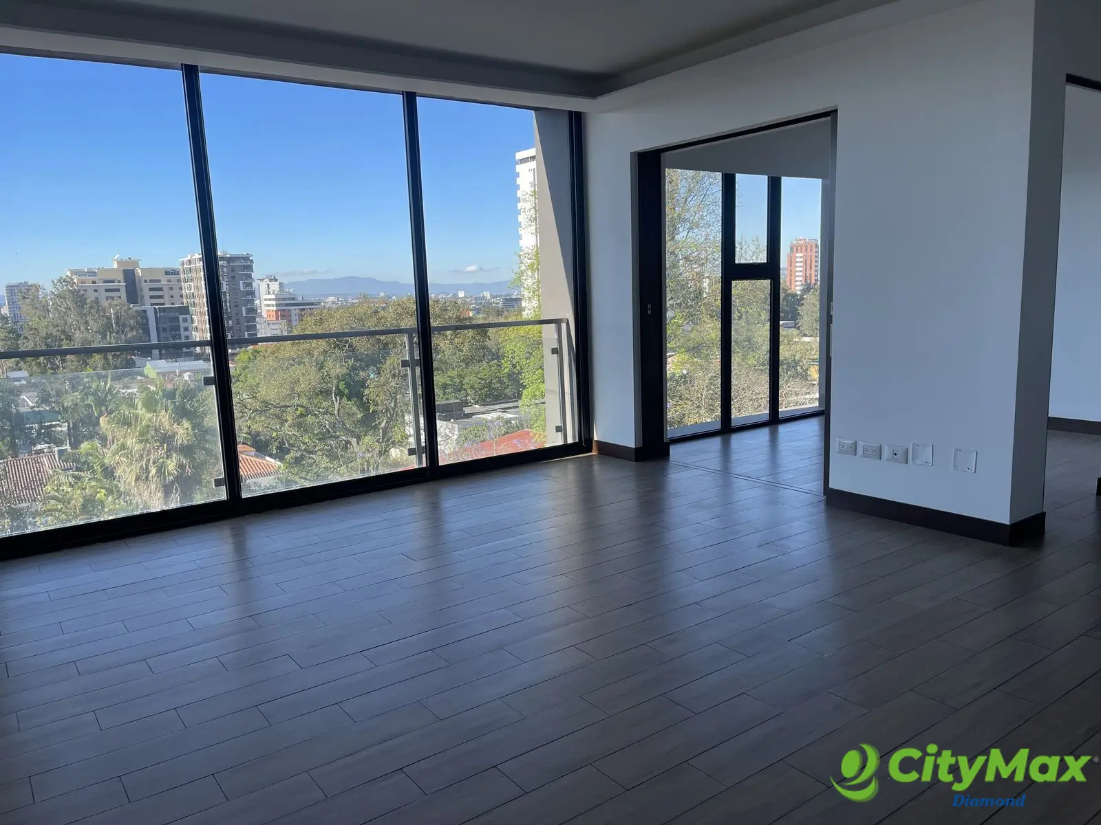 Apartamento en Venta en Zona 15 Vista Hermosa 2 - foto 1