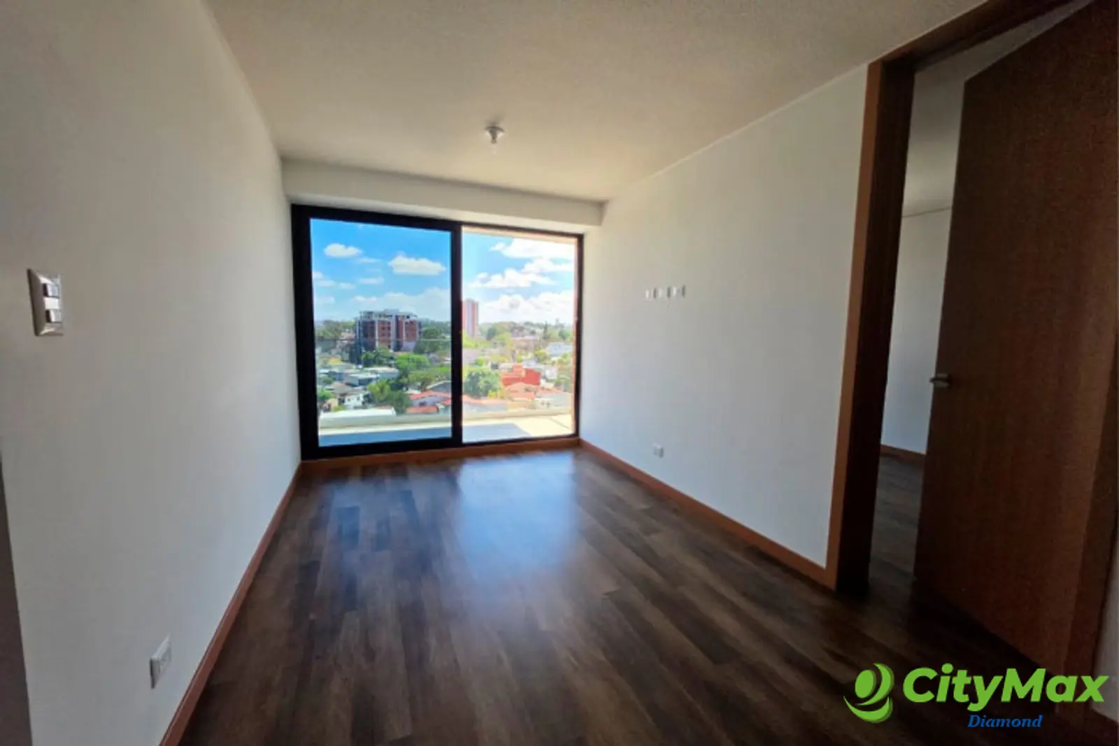 Apartamento en Venta en Zona 11 Ciudad de Guatemala - foto 1