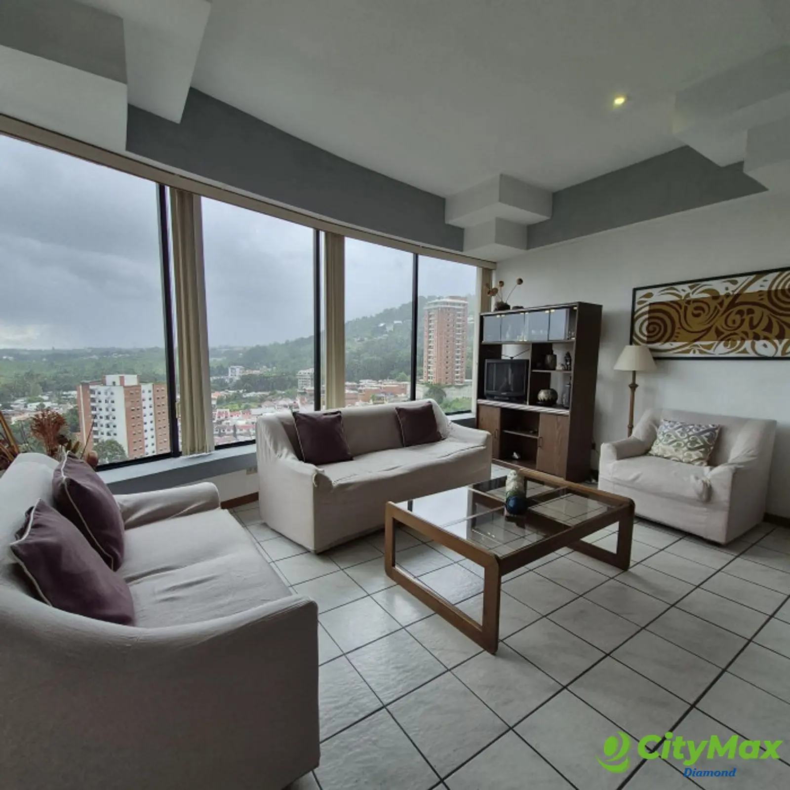 Renta apartamento amplio de 1 habitación en zona 15 VH2 - foto 1