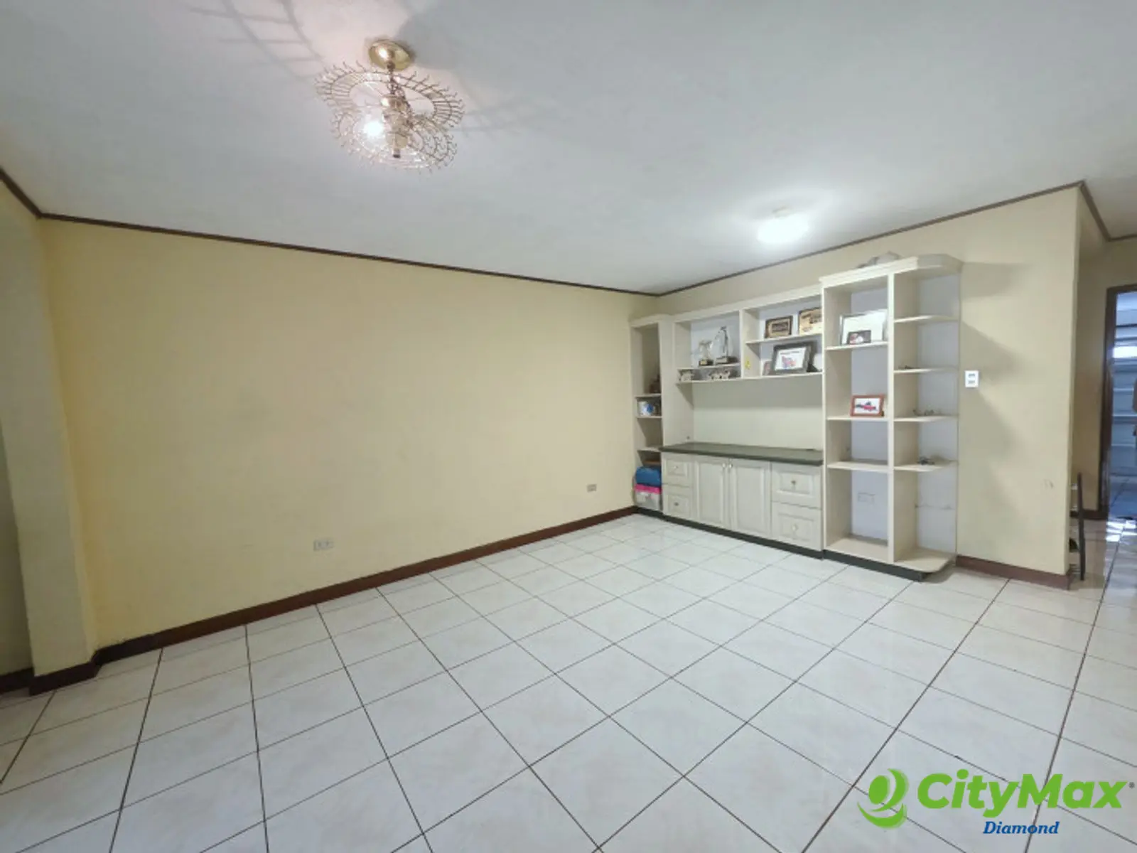 Casa en Venta en Loma Real San Cristobal - foto 1