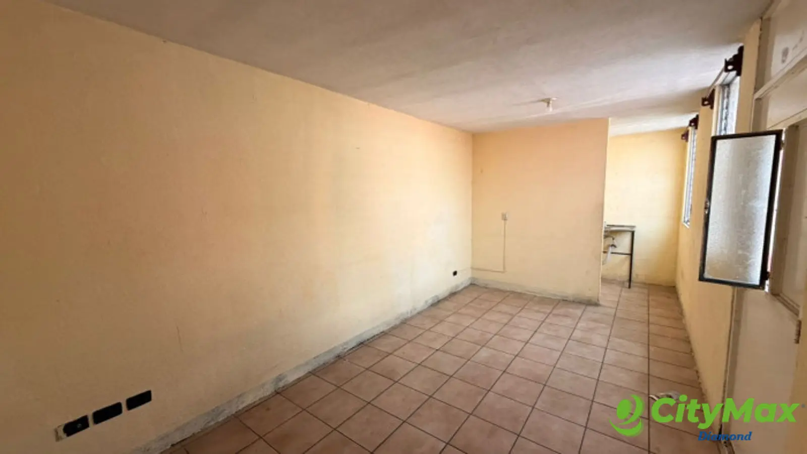 Casa en venta de un nivel en Villa Canales - foto 1