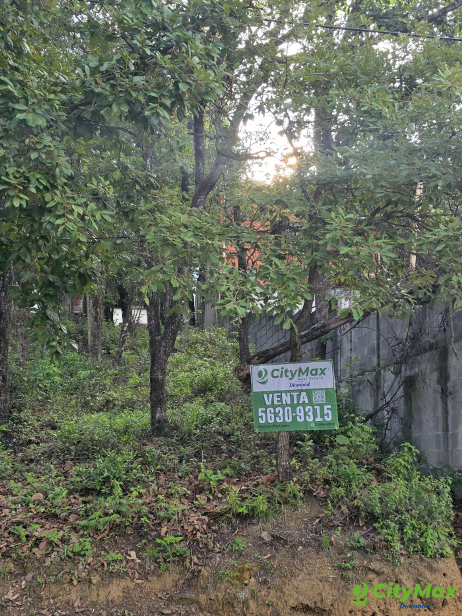 Terreno en Venta en Las Hojarascas Mixco - foto 1