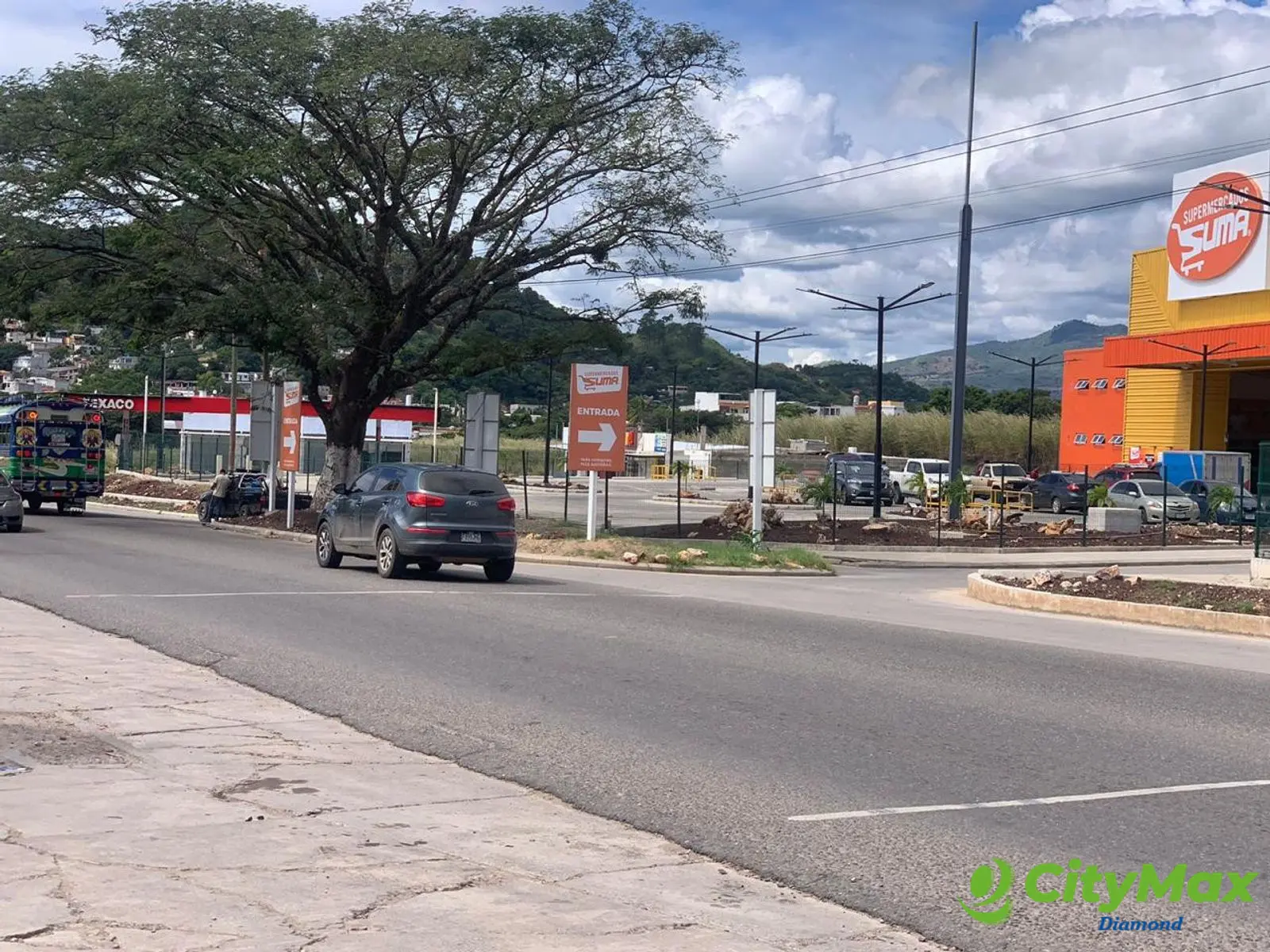 Local de 80m² en renta en Plaza en Carretera a Jutiapa - foto 1