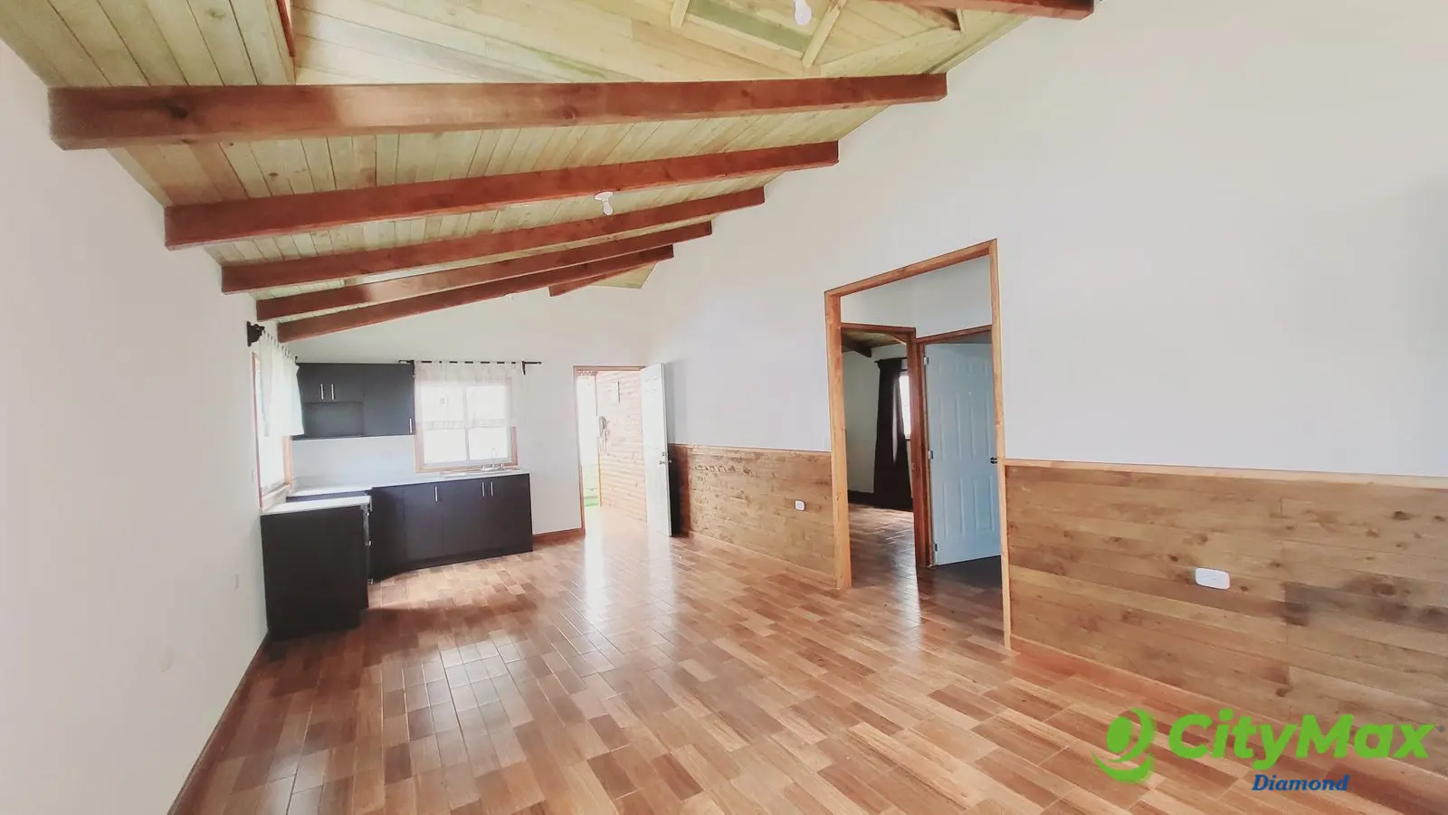 Casa Tipo Canadiense en Renta en CAES KM25.5 - foto 1