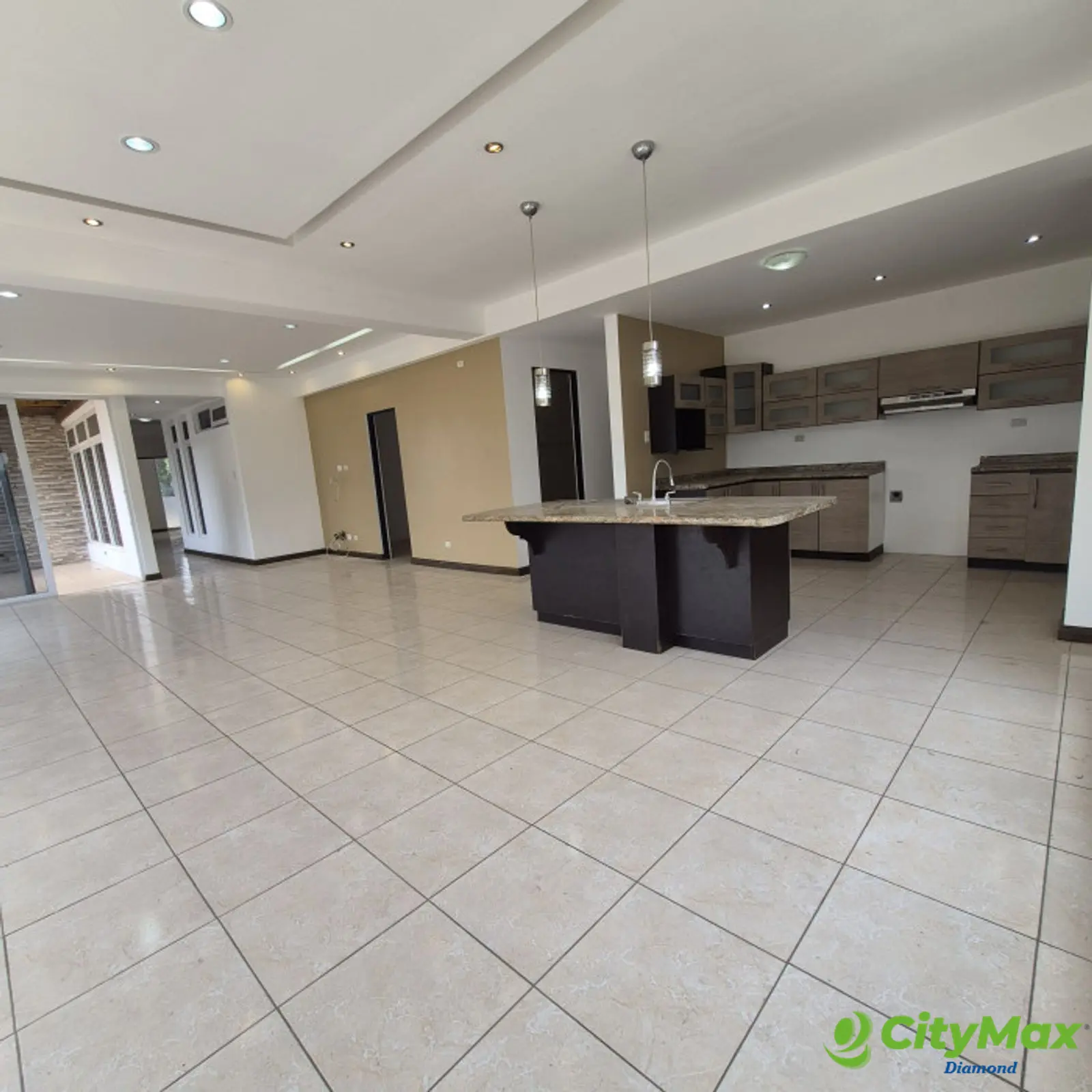 Apartamento en Renta en Kanajuyu 2 Zona 16 - foto 1