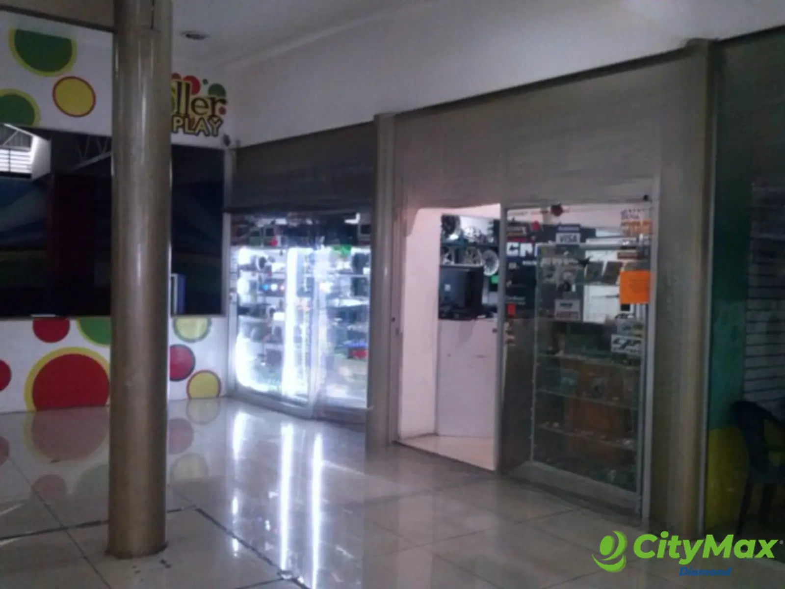 Local en renta Galerías Prima zona 7 - foto 7