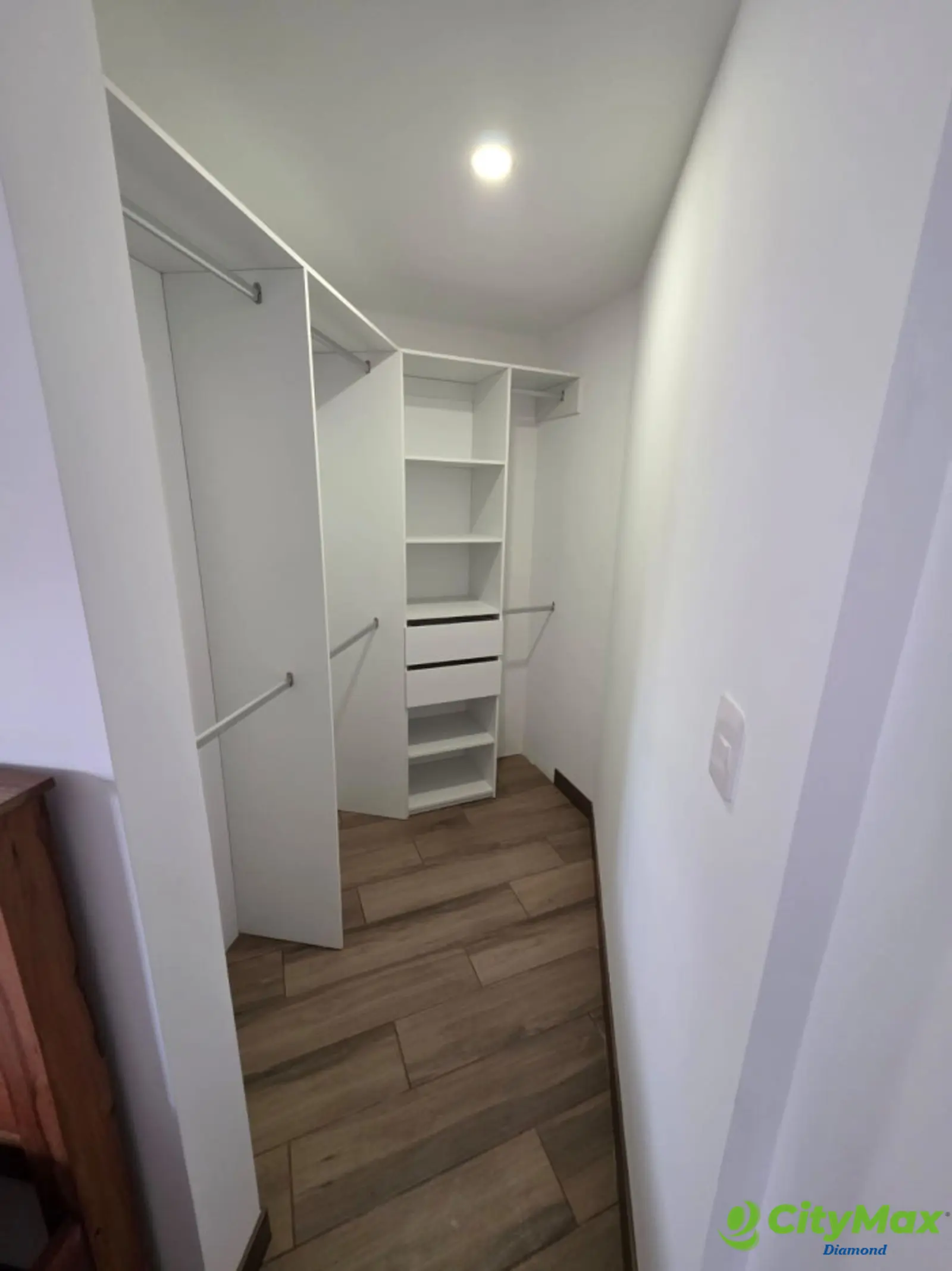 Apartamento en Renta nuevo en Vista Hermosa 1 zona 15 - foto 4