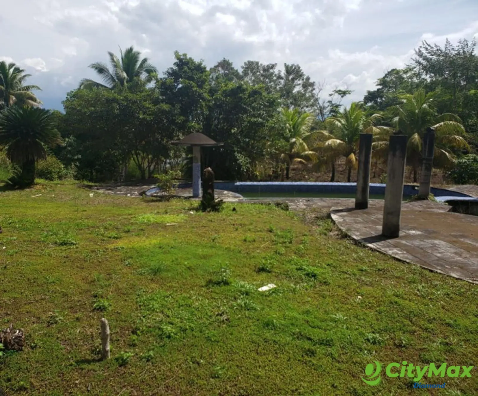 VENTA 2 Manzanas orilla lago de Izabal Livingston - foto 6