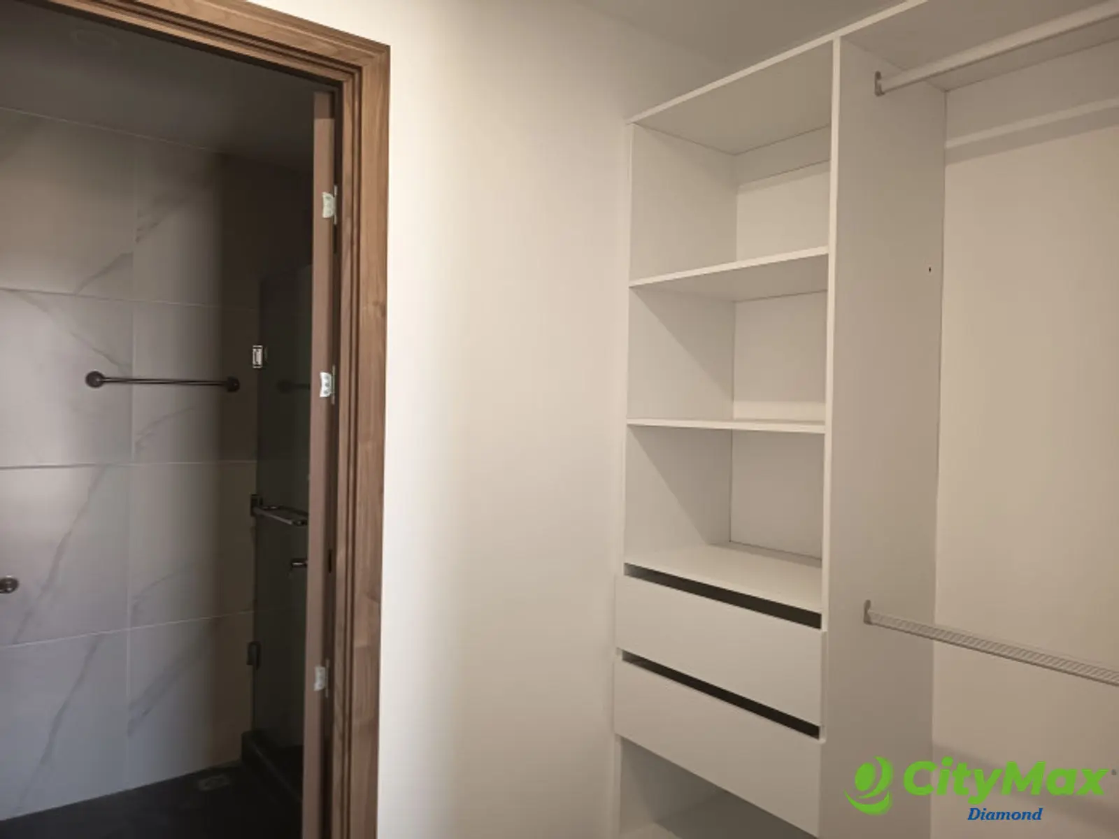 Renta apartamento 3 habitaciones y 2 parqueos Zona 15 - foto 4