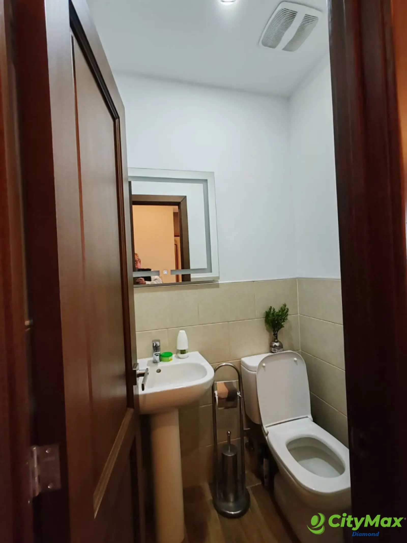 Apartamento renta edificio Salvattore zona 10 - foto 8