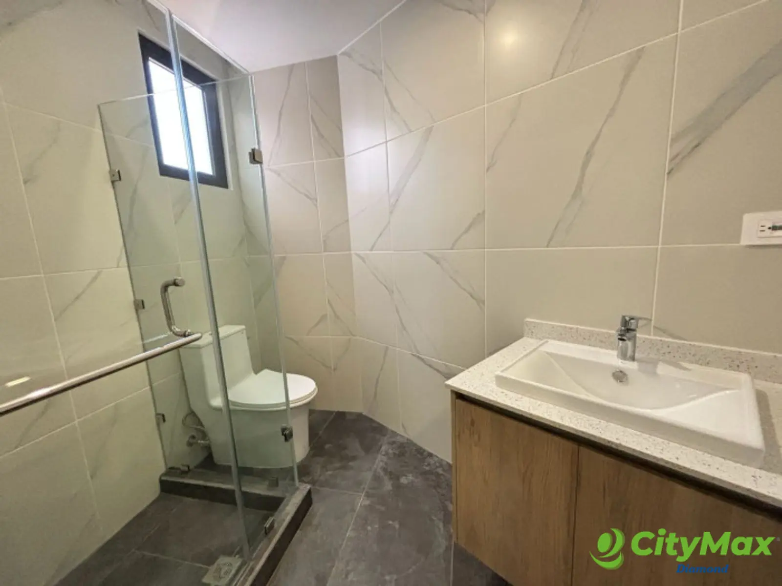 Apartamento en renta en zona 15 Vista Hermosa 1 - foto 11
