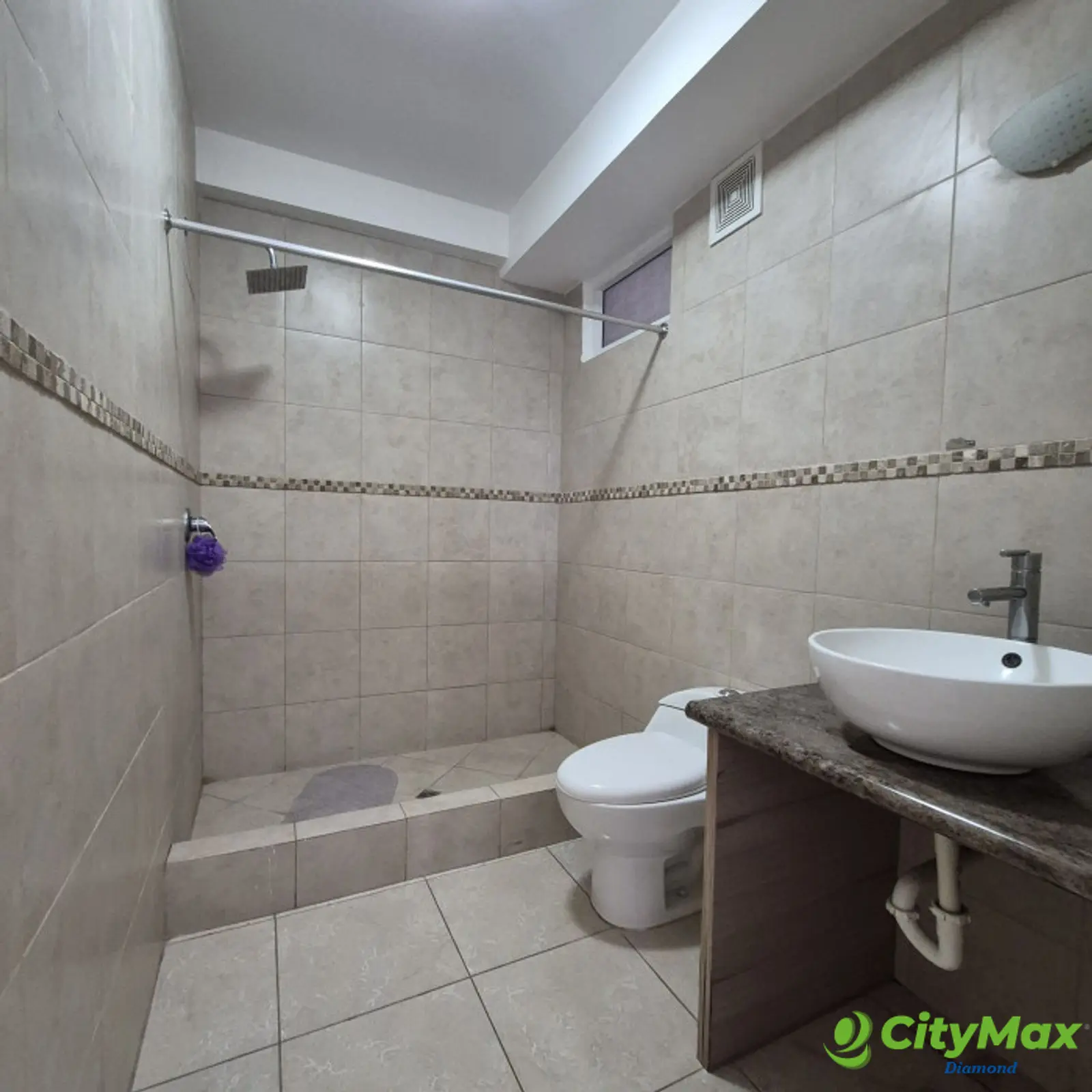 Apartamento en Renta en Kanajuyu 2 Zona 16 - foto 15
