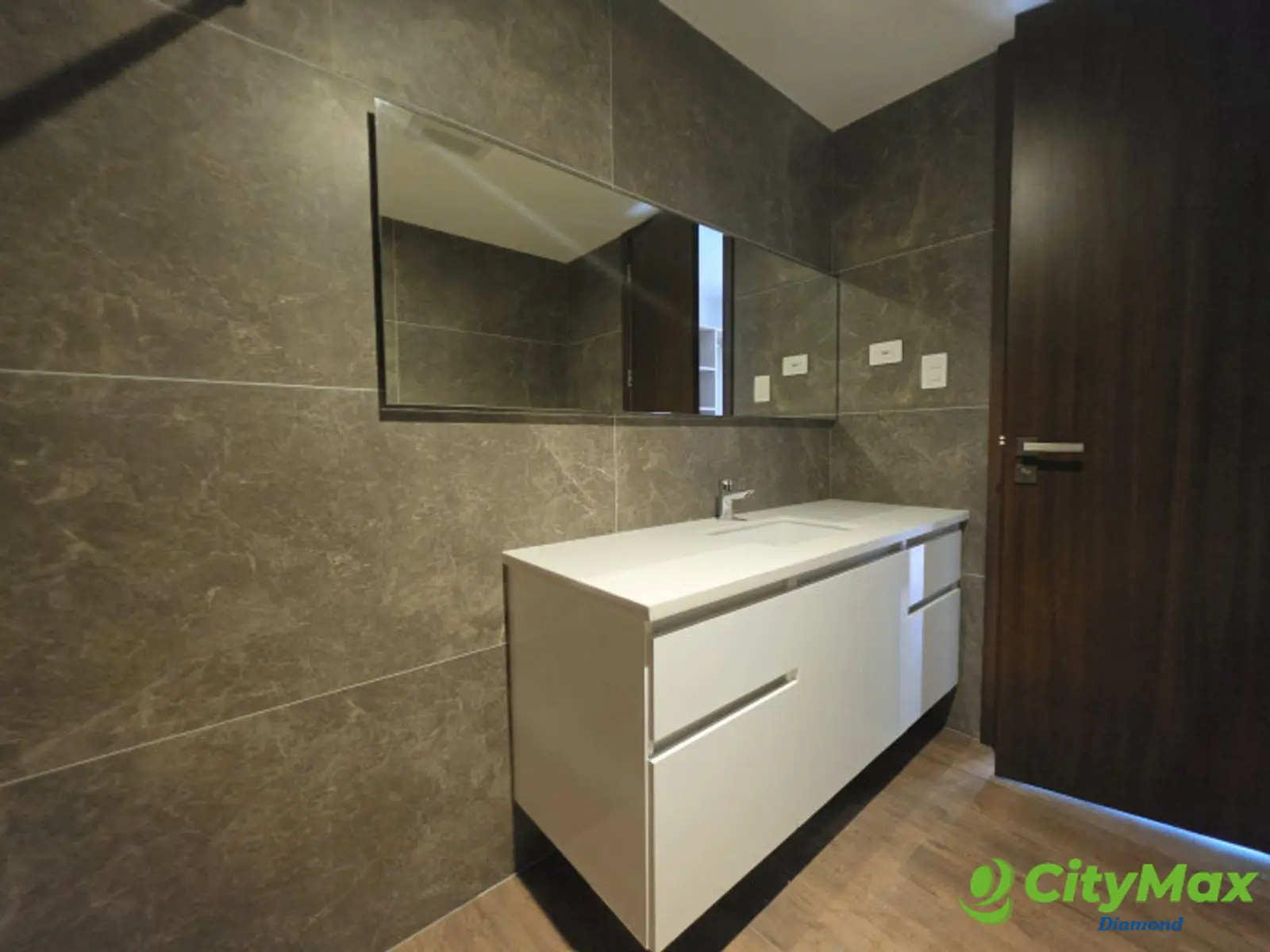 Apartamento en Renta de 2 habitaciones en Gaura Zona 15 - foto 15