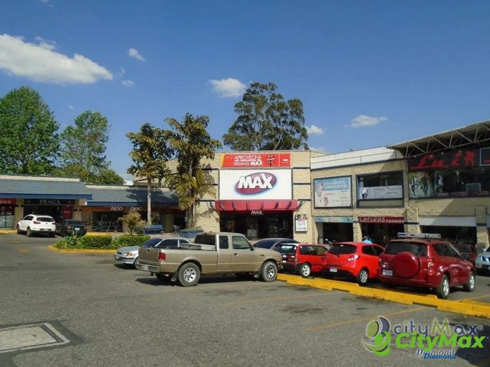 Local en renta en plaza en San Cristobal Mixco - foto 8