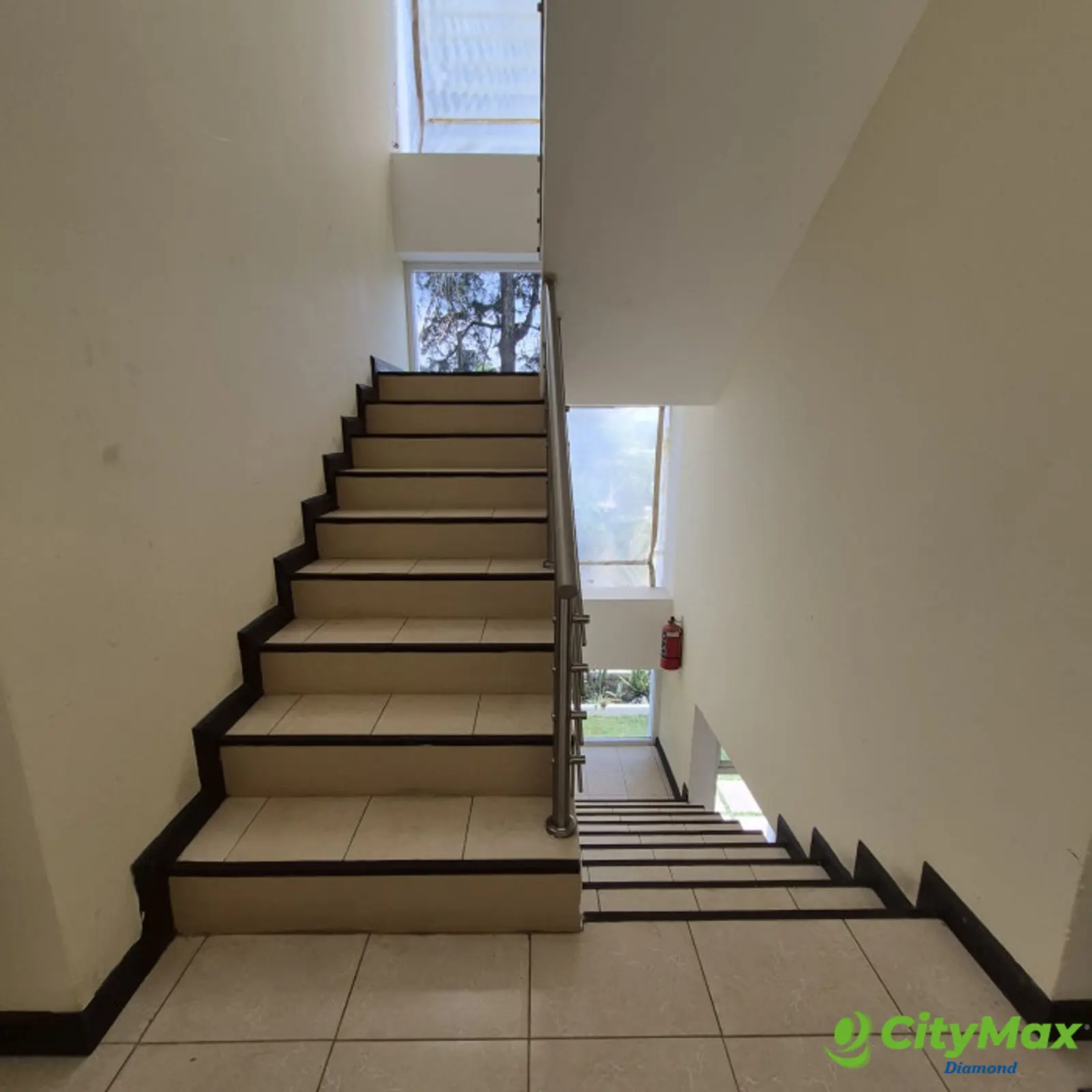 Apartamento en Renta en Kanajuyu 2 Zona 16 - foto 24