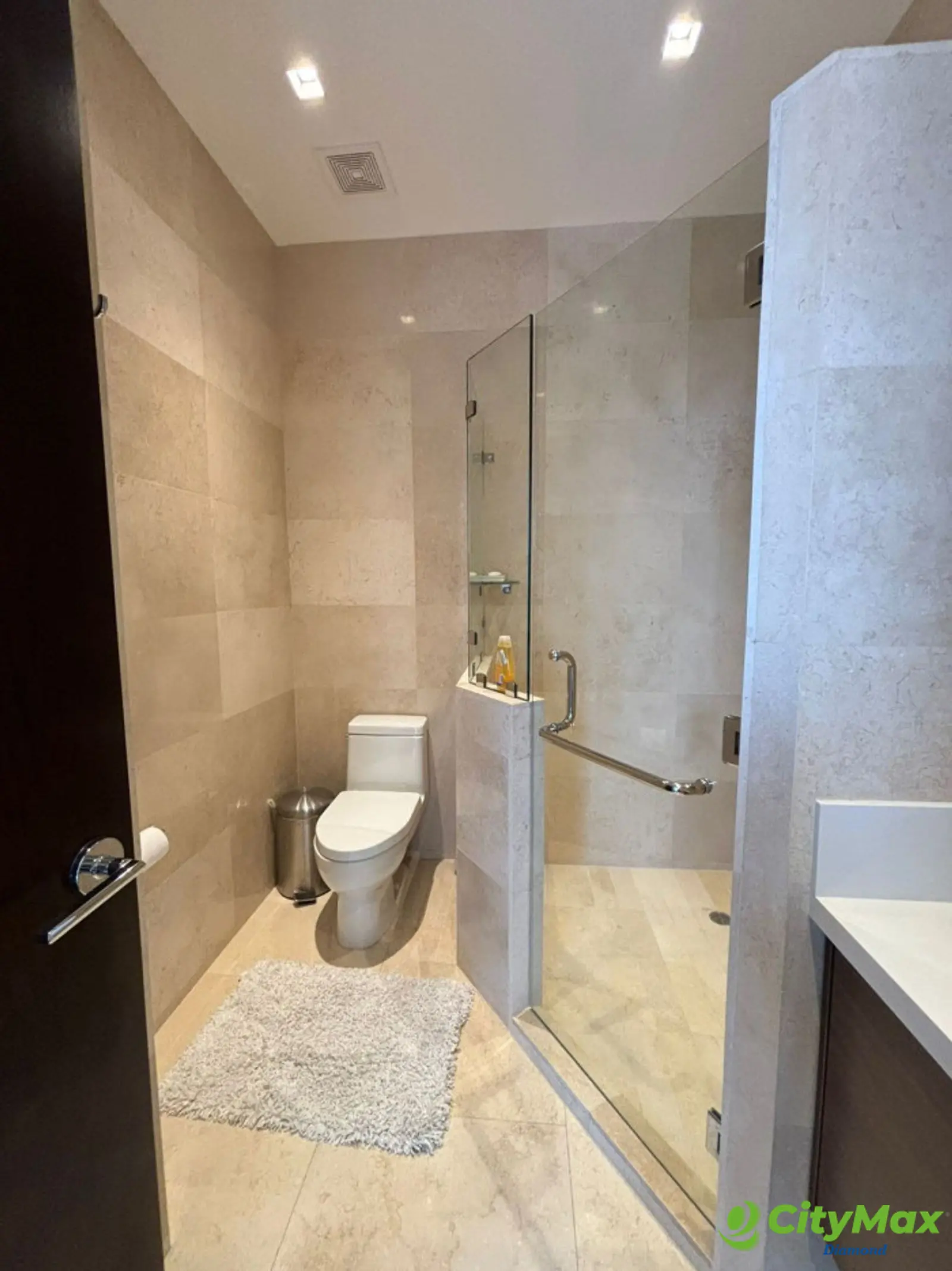 Apartamento de Lujo en Venta en Zona 14 - foto 11