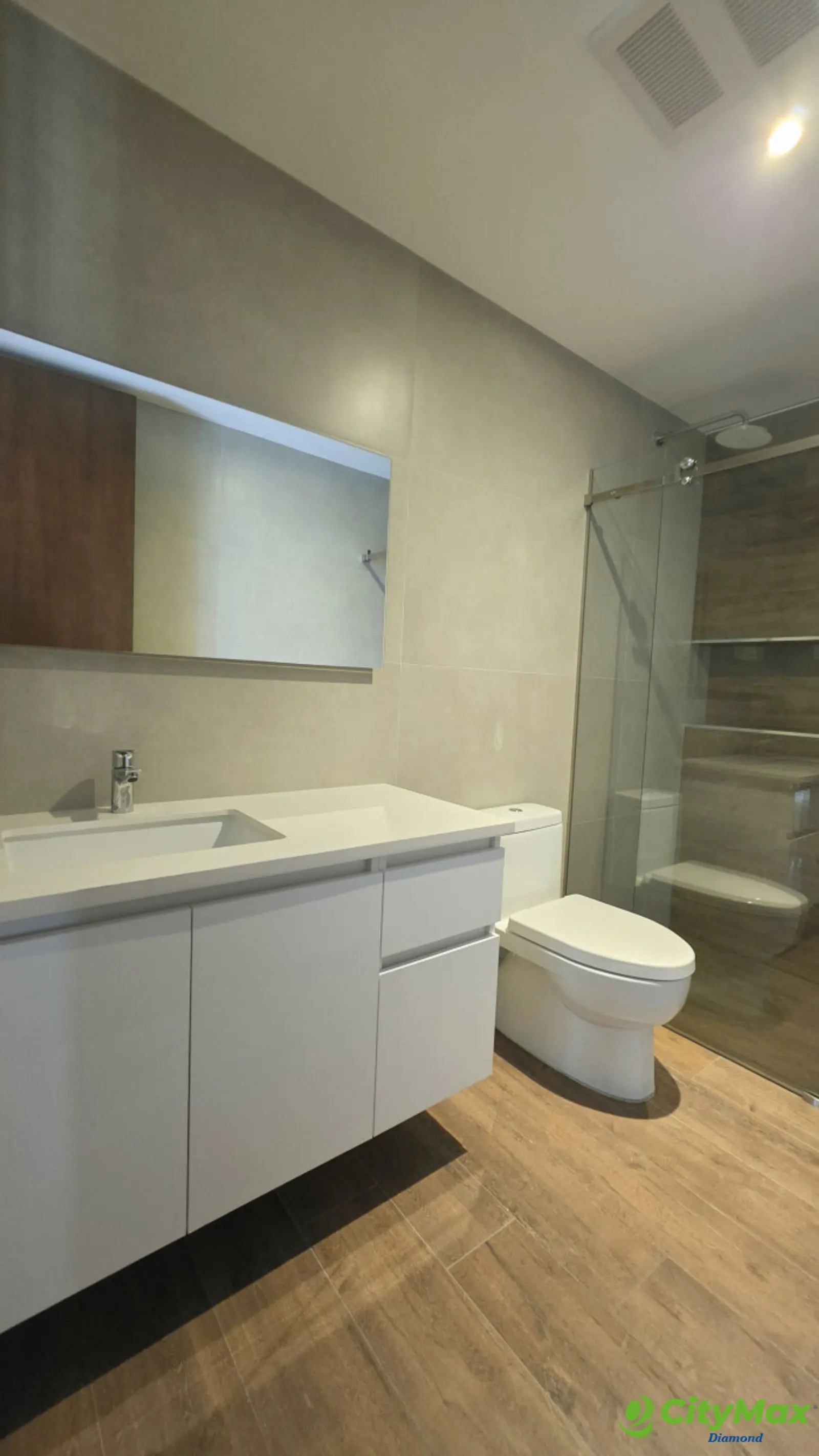 Apartamento en Renta de 2 habitaciones en Gaura Zona 15 - foto 16