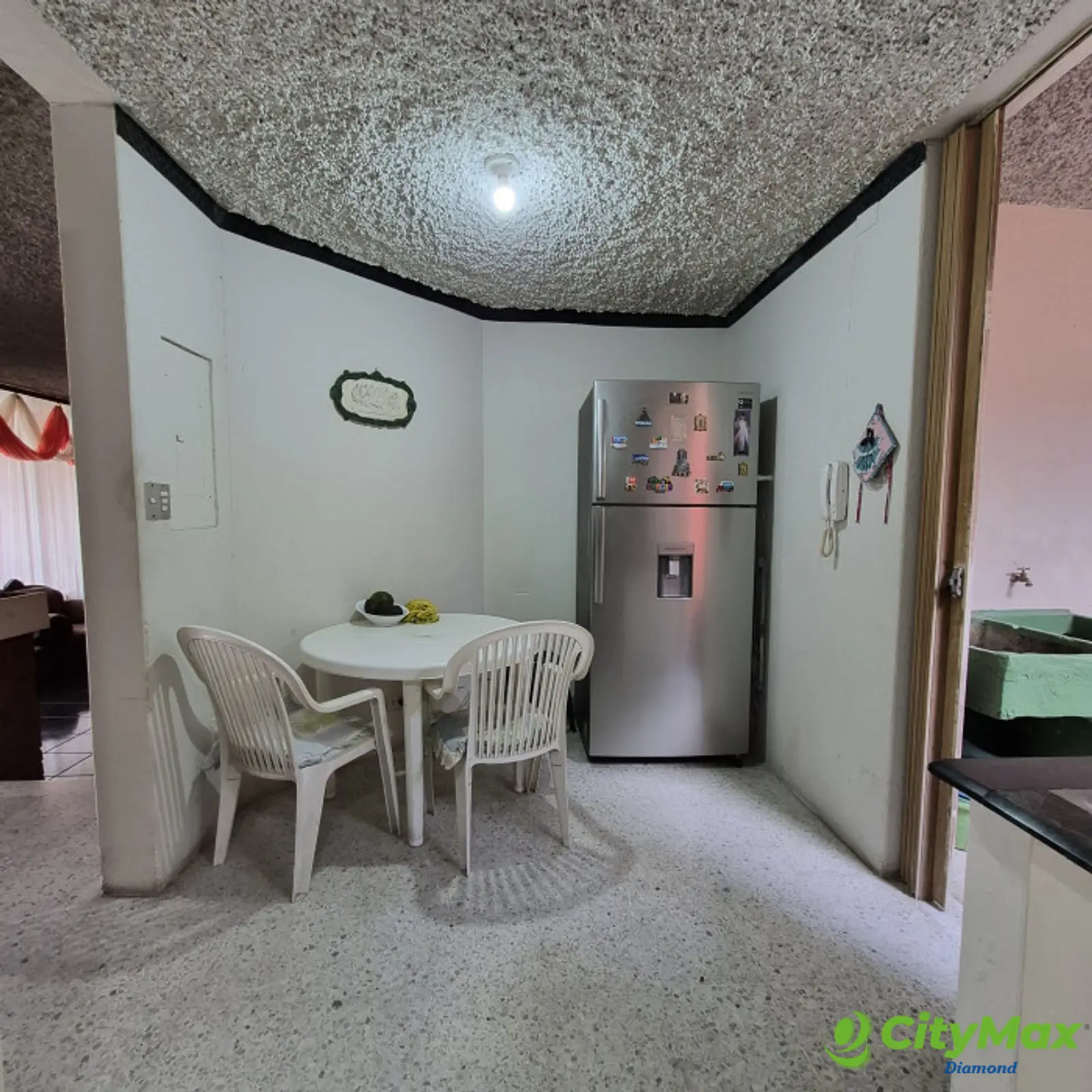 Casa en venta en Bosques de San Nicolás zona 4 Mixco - desayunador