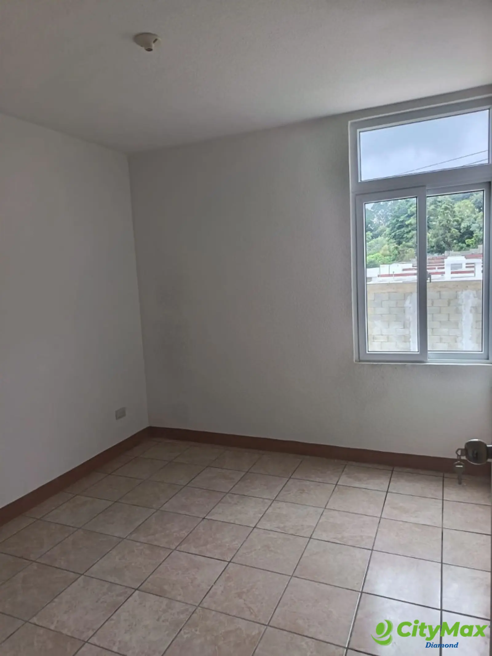 Casa en Renta Jardines Santa Elena Carretera Salvador - foto 4