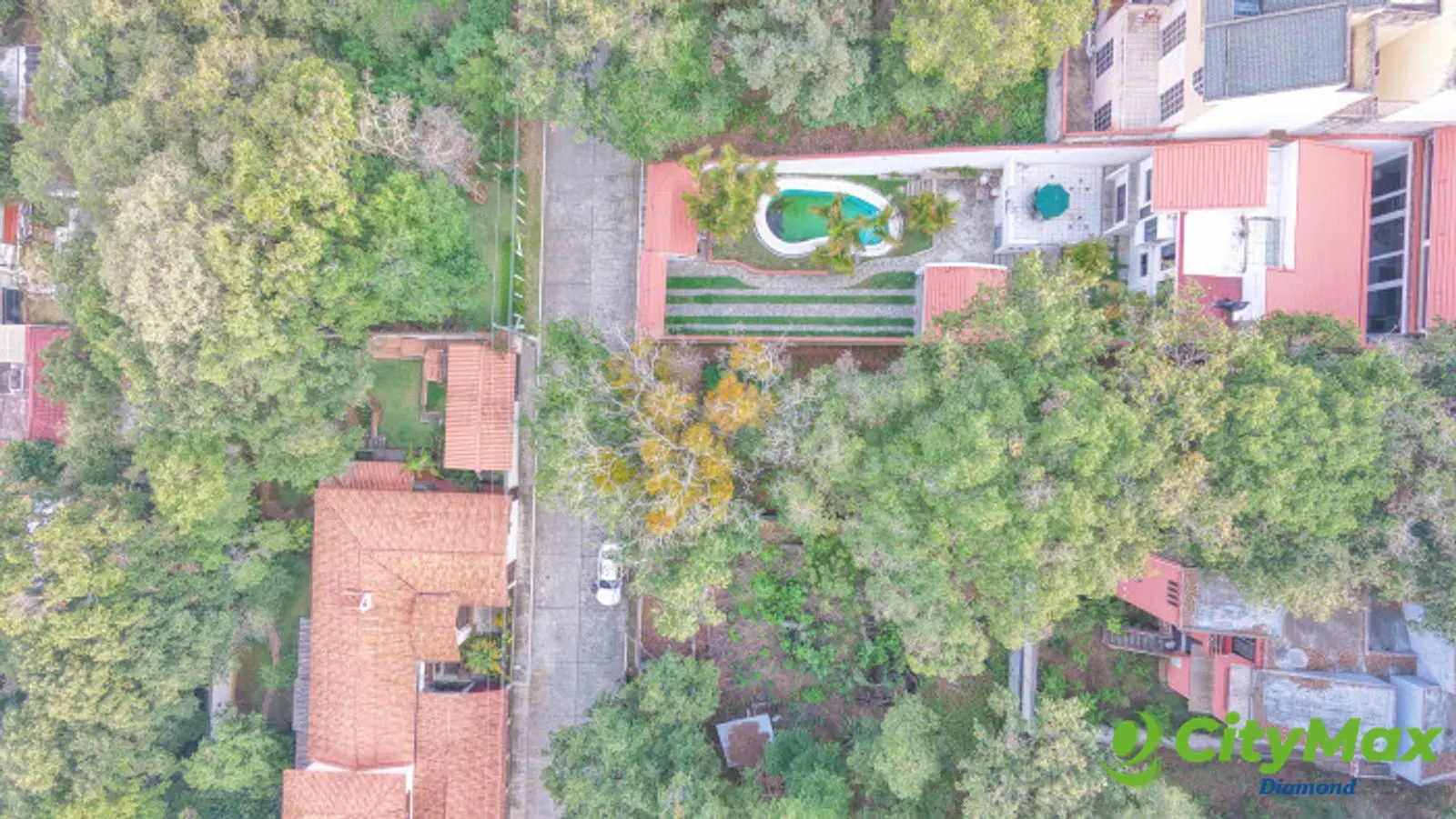 Terreno en Venta en Las Hojarascas Mixco - foto 8