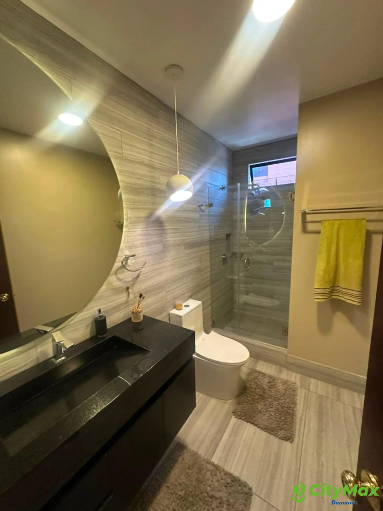 Renta Apartamento de 183mt2 amueblado en zona 10 - foto 10