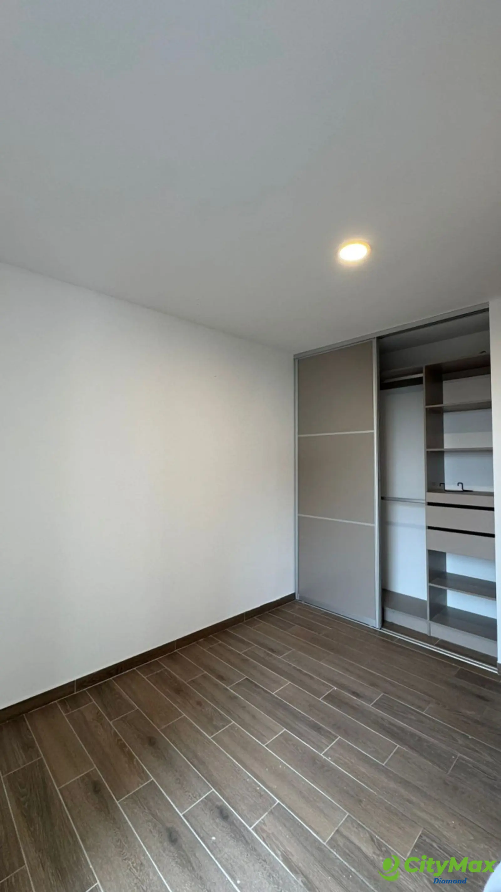 Apartamento en Renta Zona 14 Parque 14 - foto 7