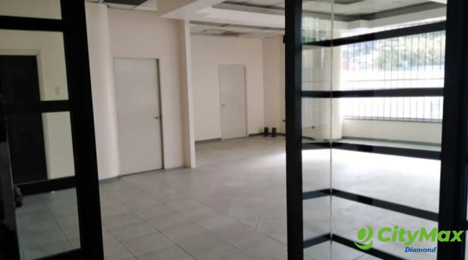 Local Comercial en Venta Avenida Petapa Zona 12 - foto 2