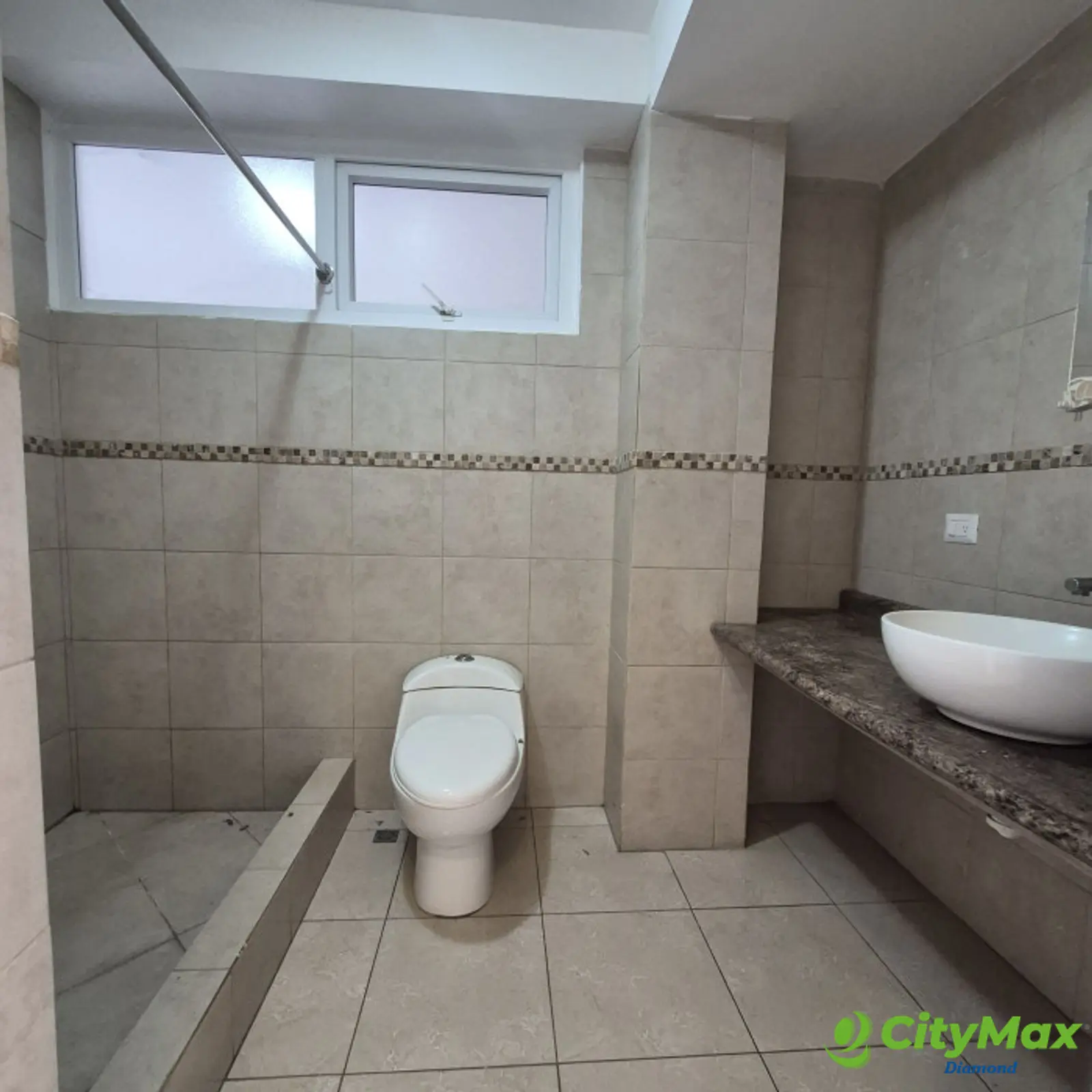Apartamento en Renta en Kanajuyu 2 Zona 16 - foto 18