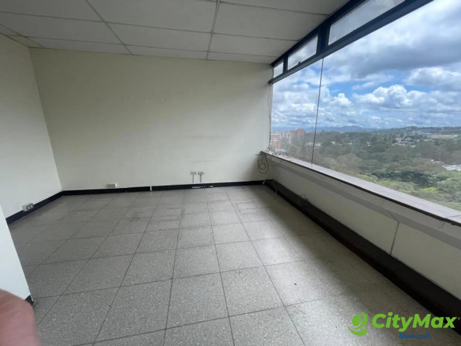 Clinica Medica en Renta en Edificio Medico Zona 15 - foto 3