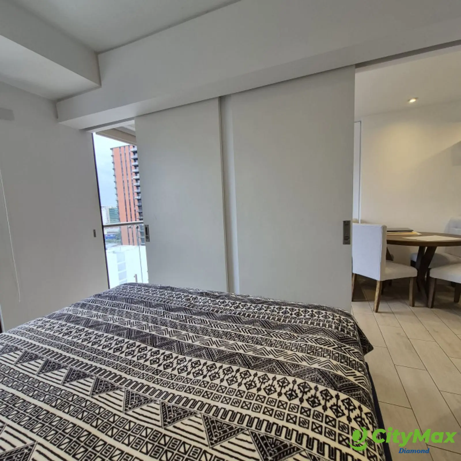 Apartamento de 1 habitación en Venta en QUO Zona 4 - foto 10