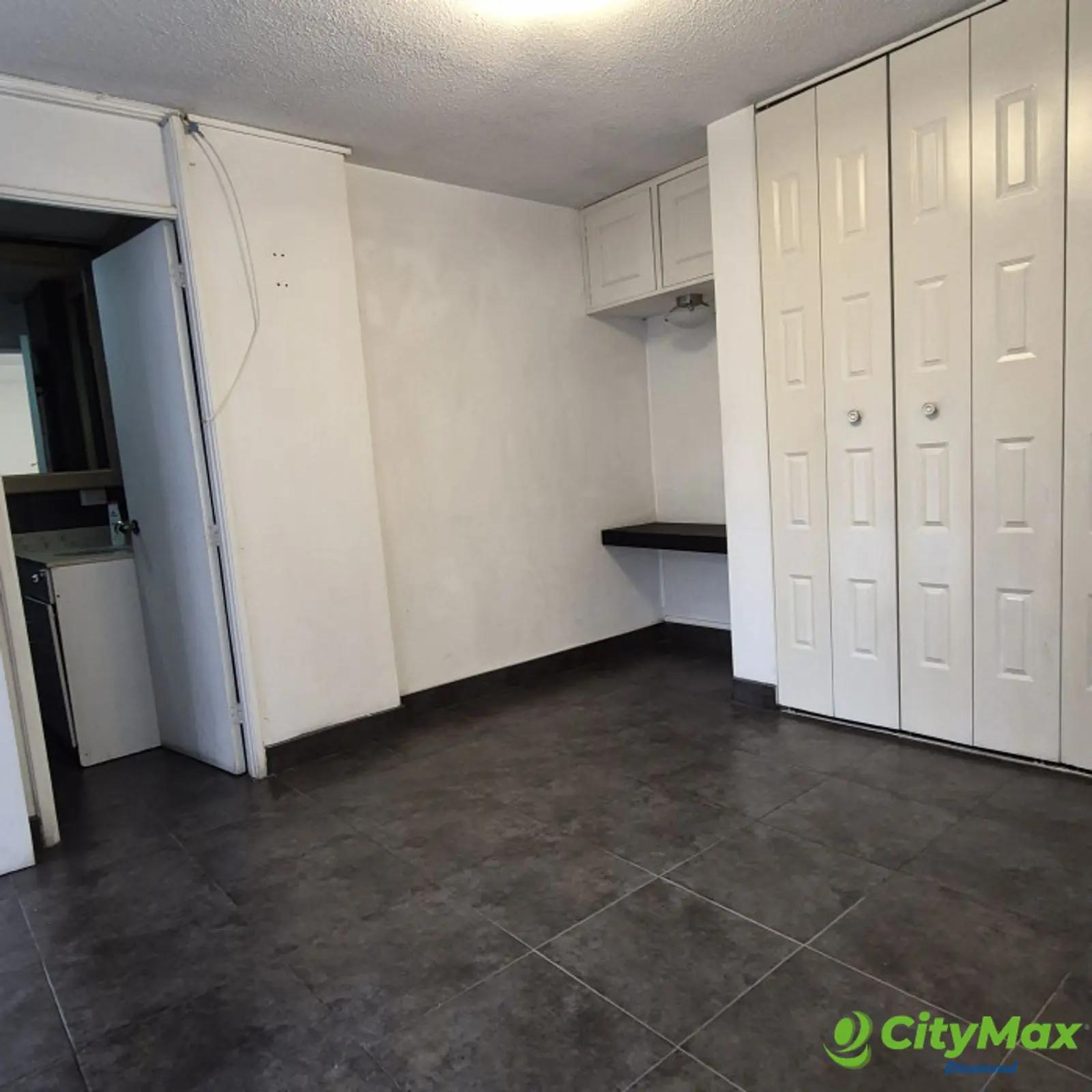 Apartamento semi amueblado renta zona 15 Vista Hermosa - foto 3