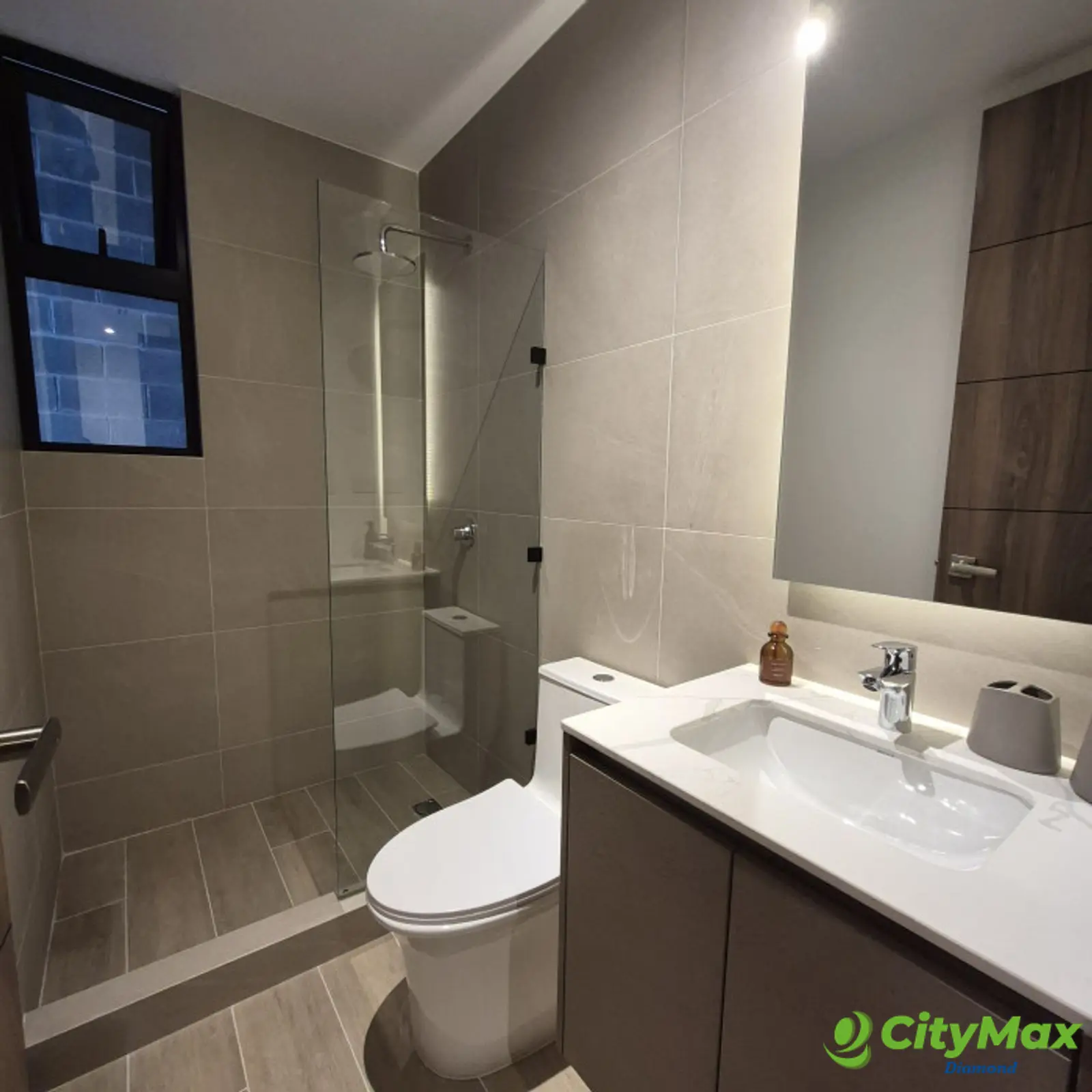 Apartamento en Planos en Venta en Zona 15 Guatemala - foto 12