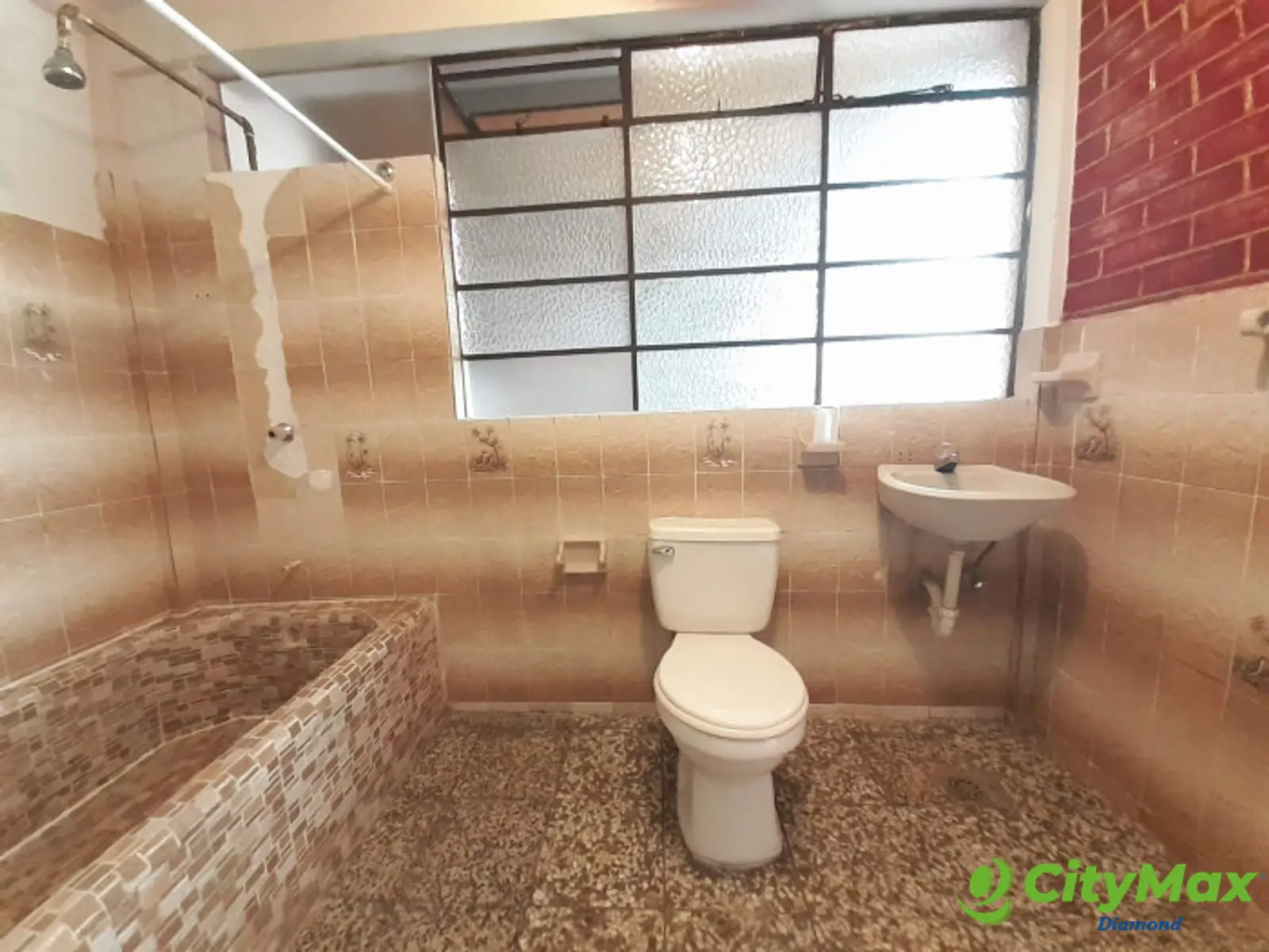 Propiedad En Venta con 4 Apartamentos Zona 3 Mixco - foto 11