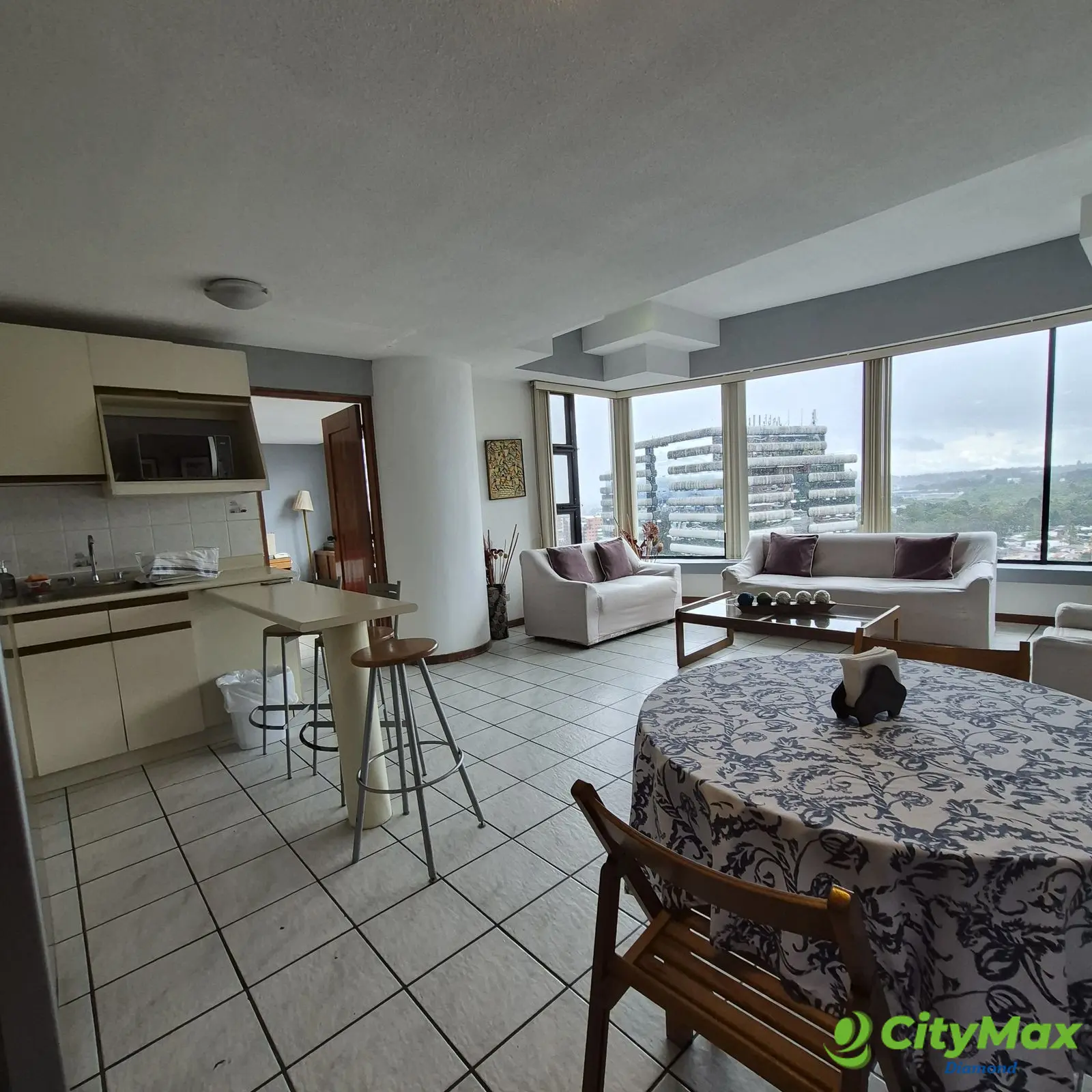 Renta apartamento amplio de 1 habitación en zona 15 VH2 - foto 3