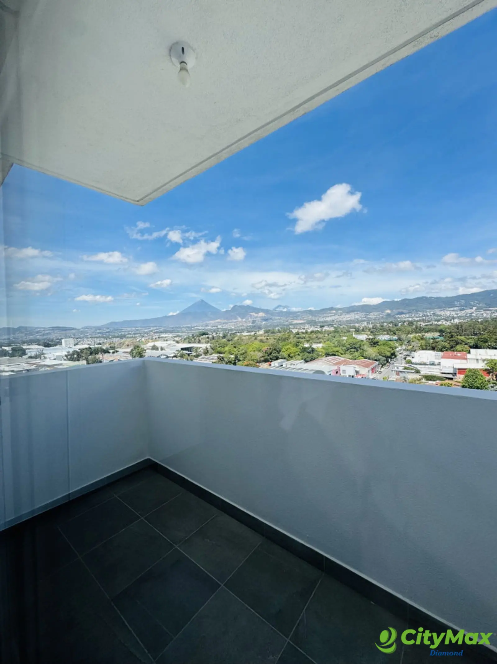Apartamento de 3 habitaciones en renta Zona 12 - foto 5