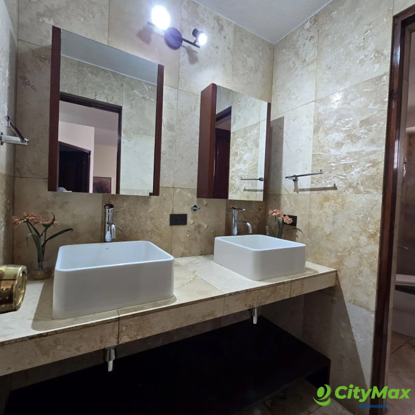 Apartamento Amueblado en Renta o Venta en Zona 10 - foto 13