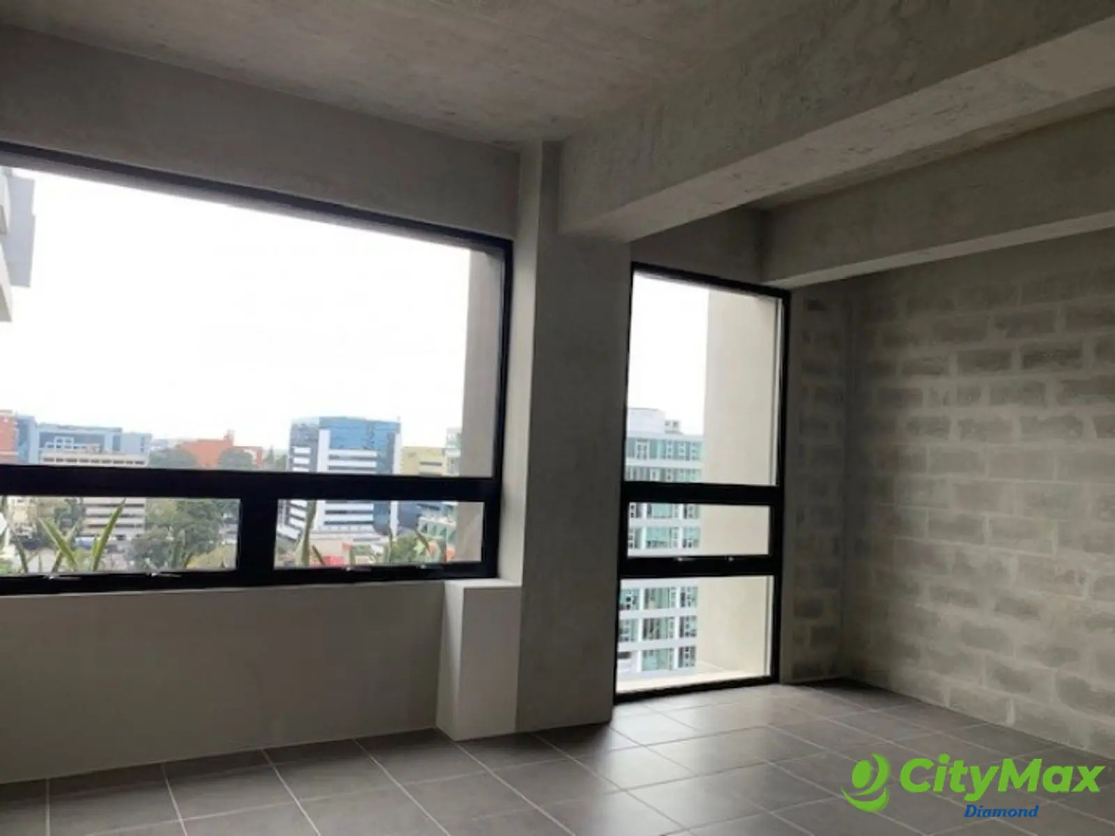 Oficina en zona 9 Edificio Nova Reformador - foto 2