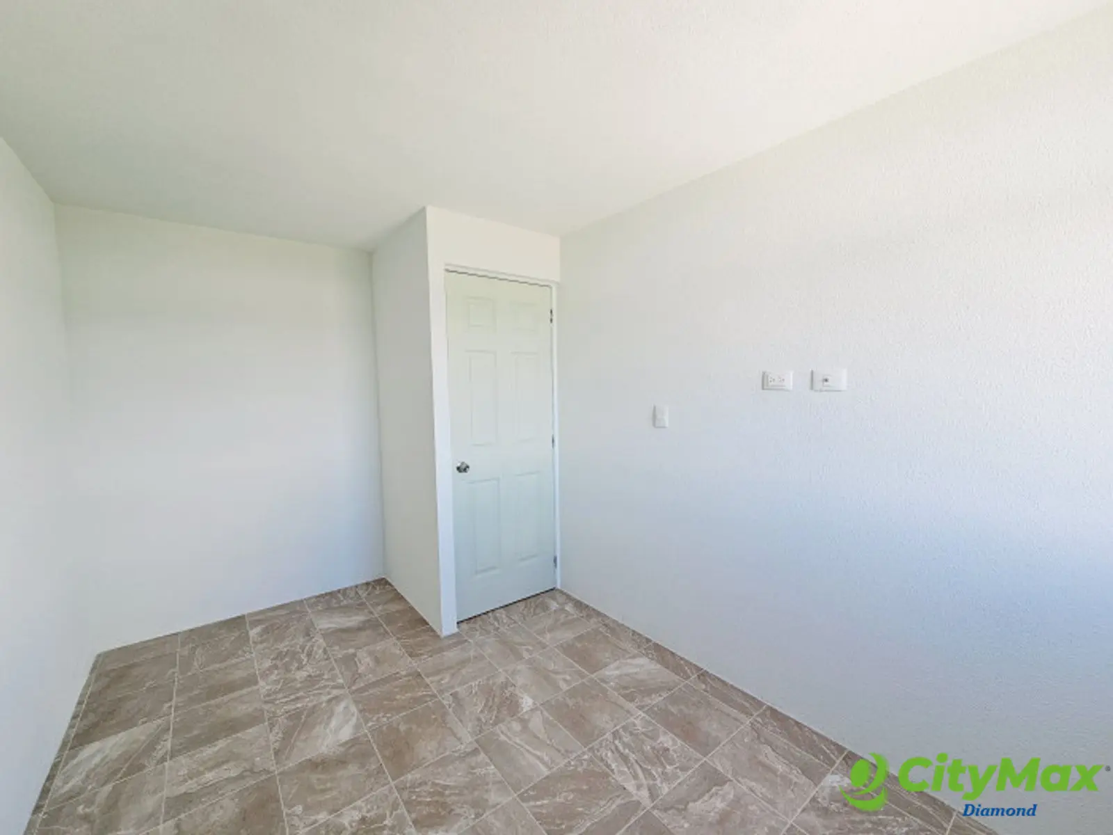 Apartamento en Renta Edificio Próspera Zona 3 - foto 2