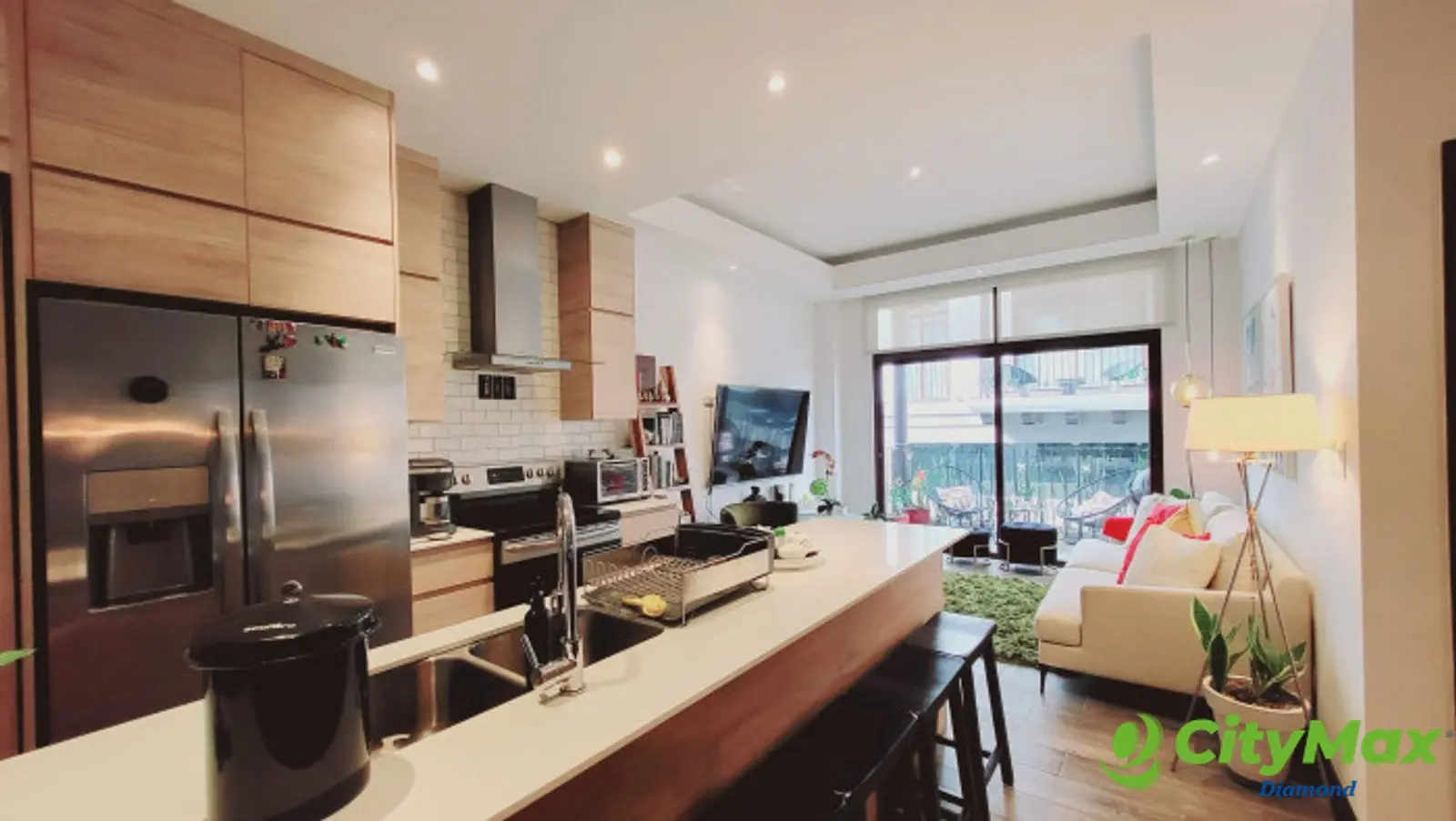 Apartamento de Lujo Amueblado en Renta en Cayalá - foto 2