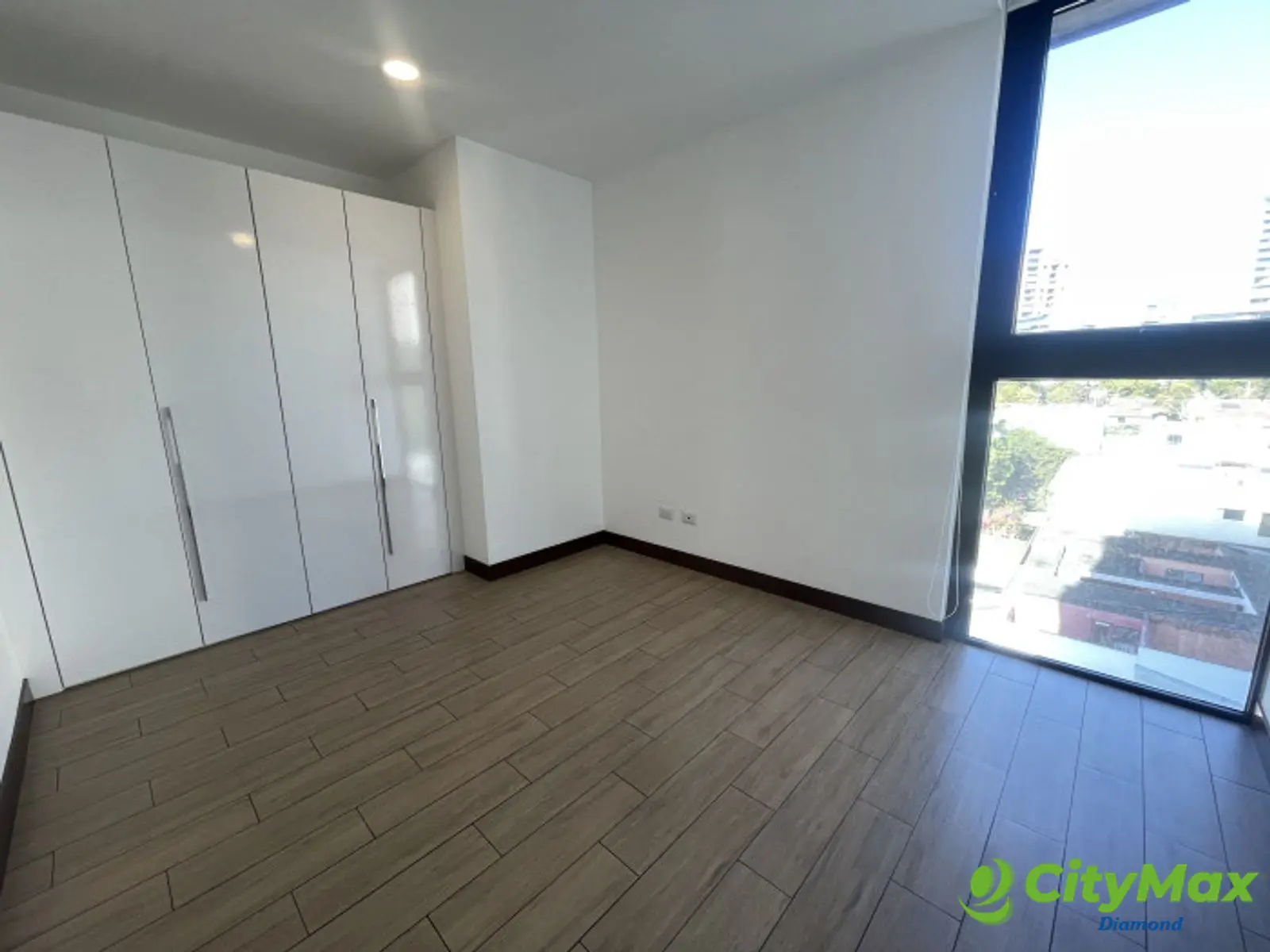 Apartamento en Venta en zona 15 - foto 6