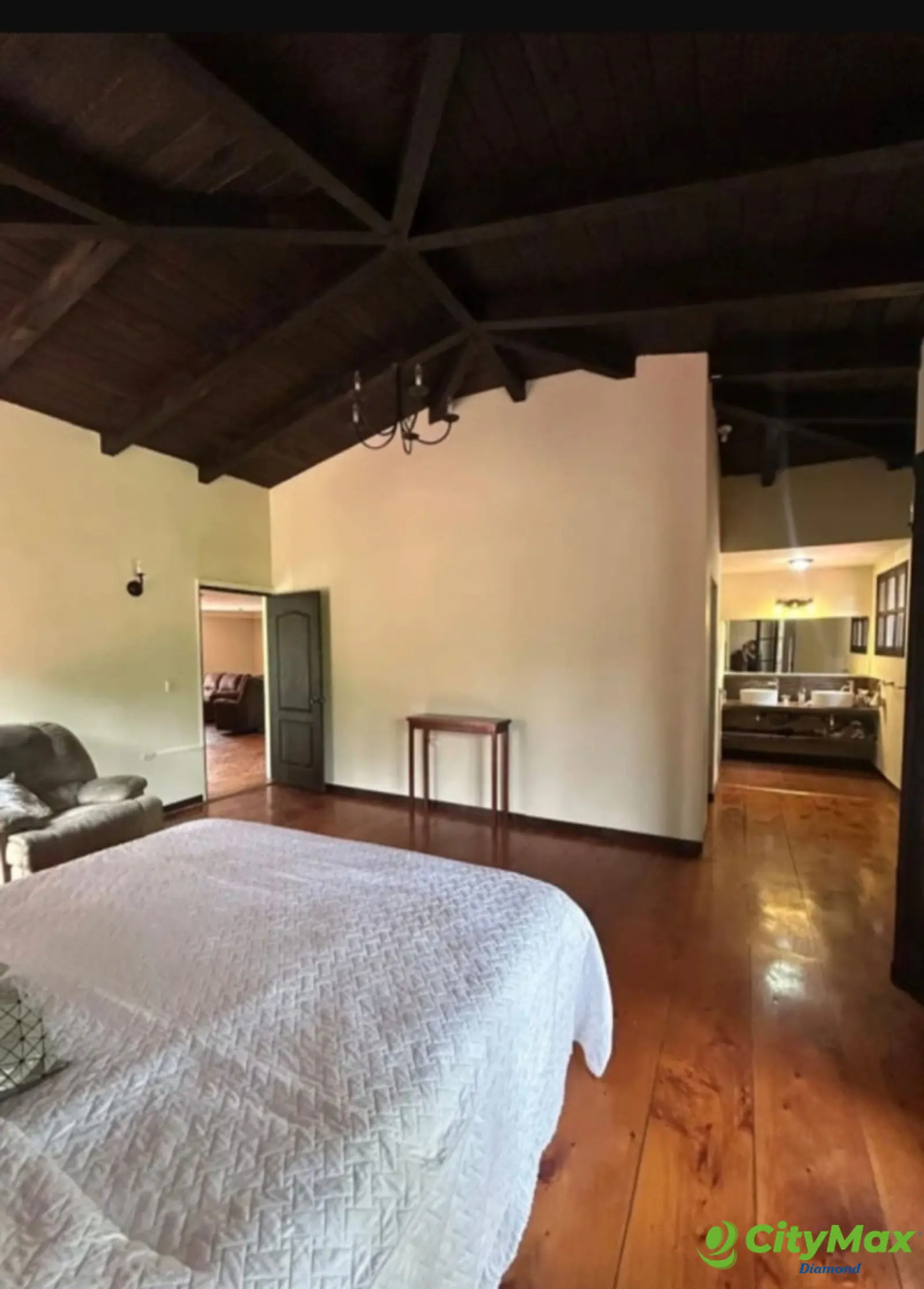 Casa en venta y renta en Antigua Guatemala - foto 5