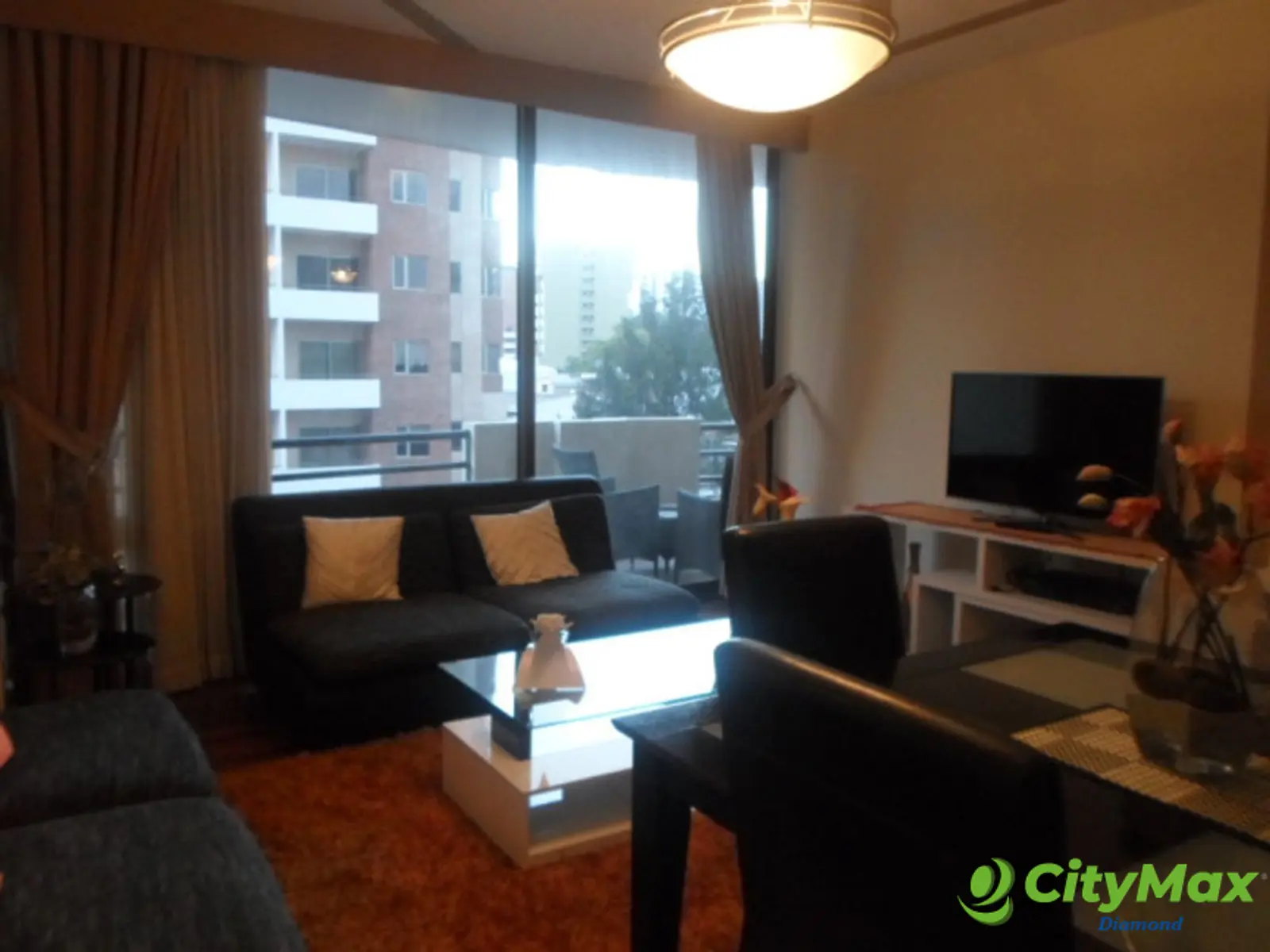 VENDO O RENTO Elegante Apartamento en zona 14 - foto 7