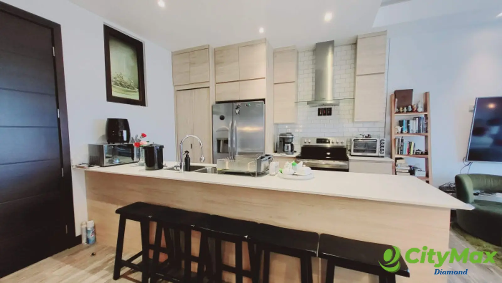 Apartamento de Lujo Amueblado en Renta en Cayalá - foto 3